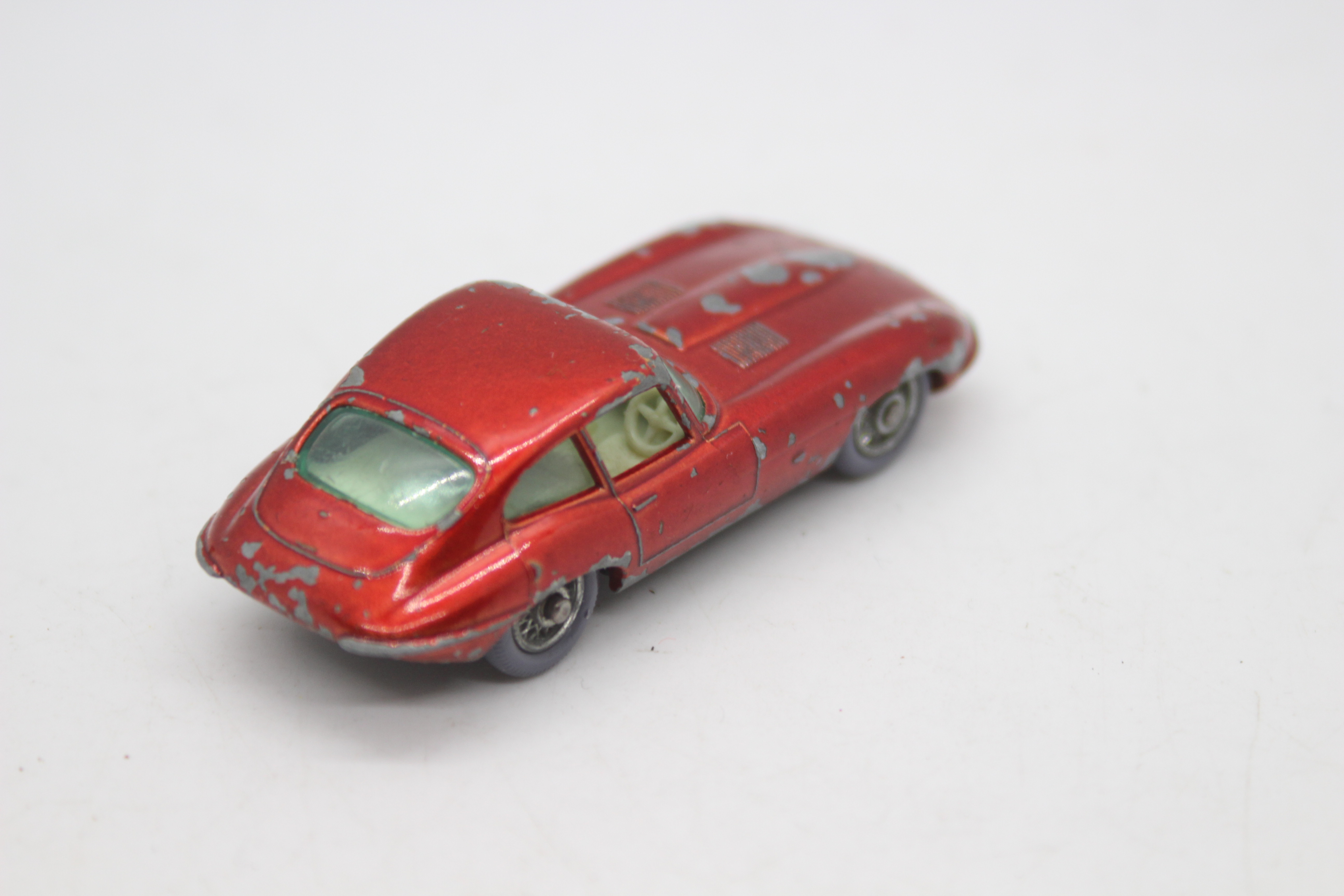 Matchbox - An unboxed Jaguar E Type Coupe in the rarer combination of a lighter shade of red with - Image 3 of 4