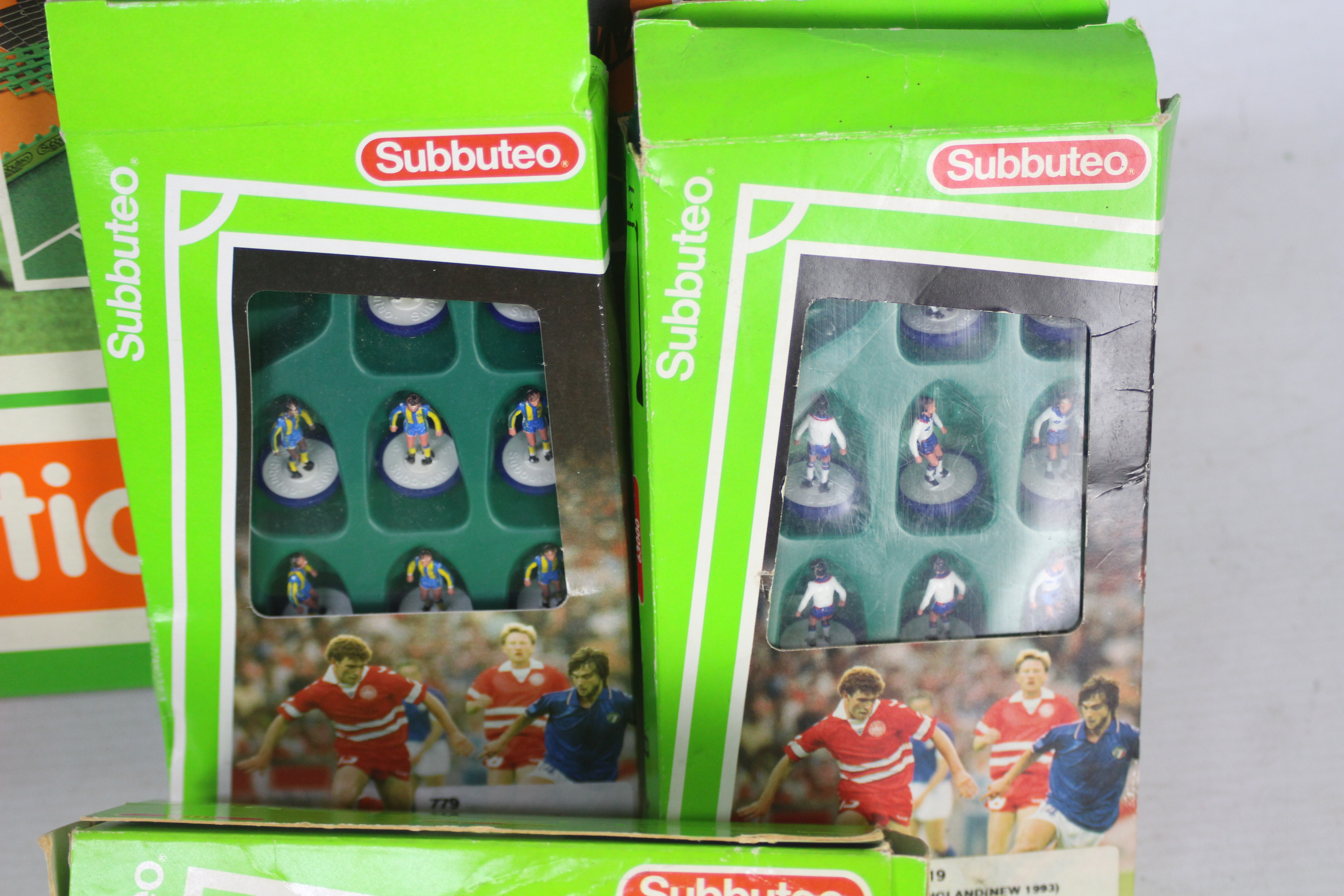 Subbuteo - A small collection of boxed Subbuteo. - Bild 2 aus 6