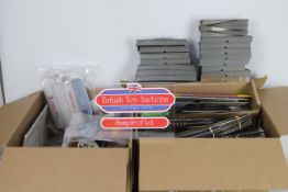 Hornby - Peco - A large quantity of OO Gauge track,