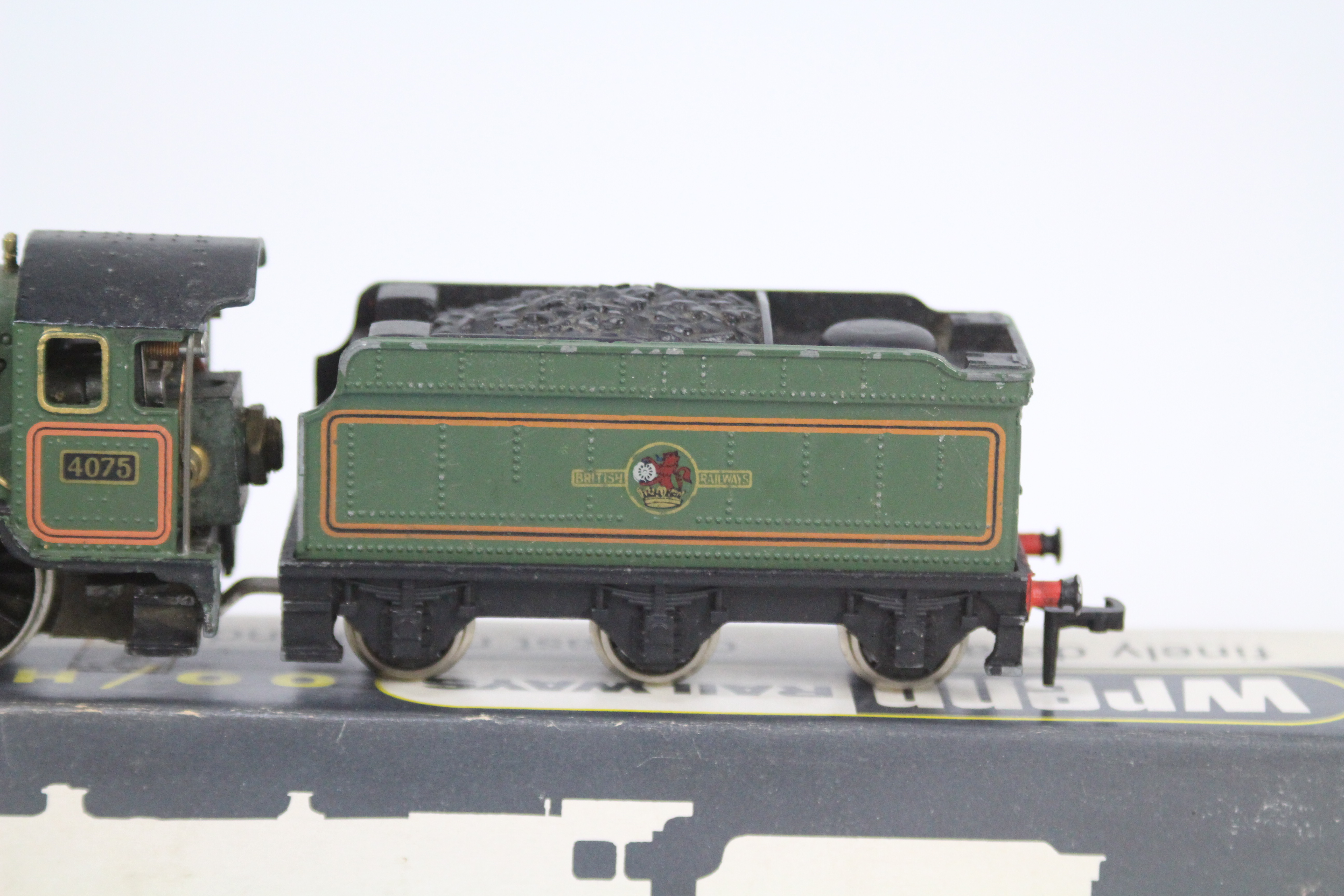 Wrenn - A boxed Wrenn OO gauge W2221 4-6-0 Steam Locomotive and Tender Op.No. - Image 3 of 6