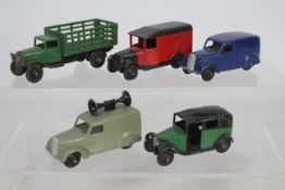 Dinky - A collection of 5 x vintage models including Market Gardeners Lorry 1936-40 # 25f,