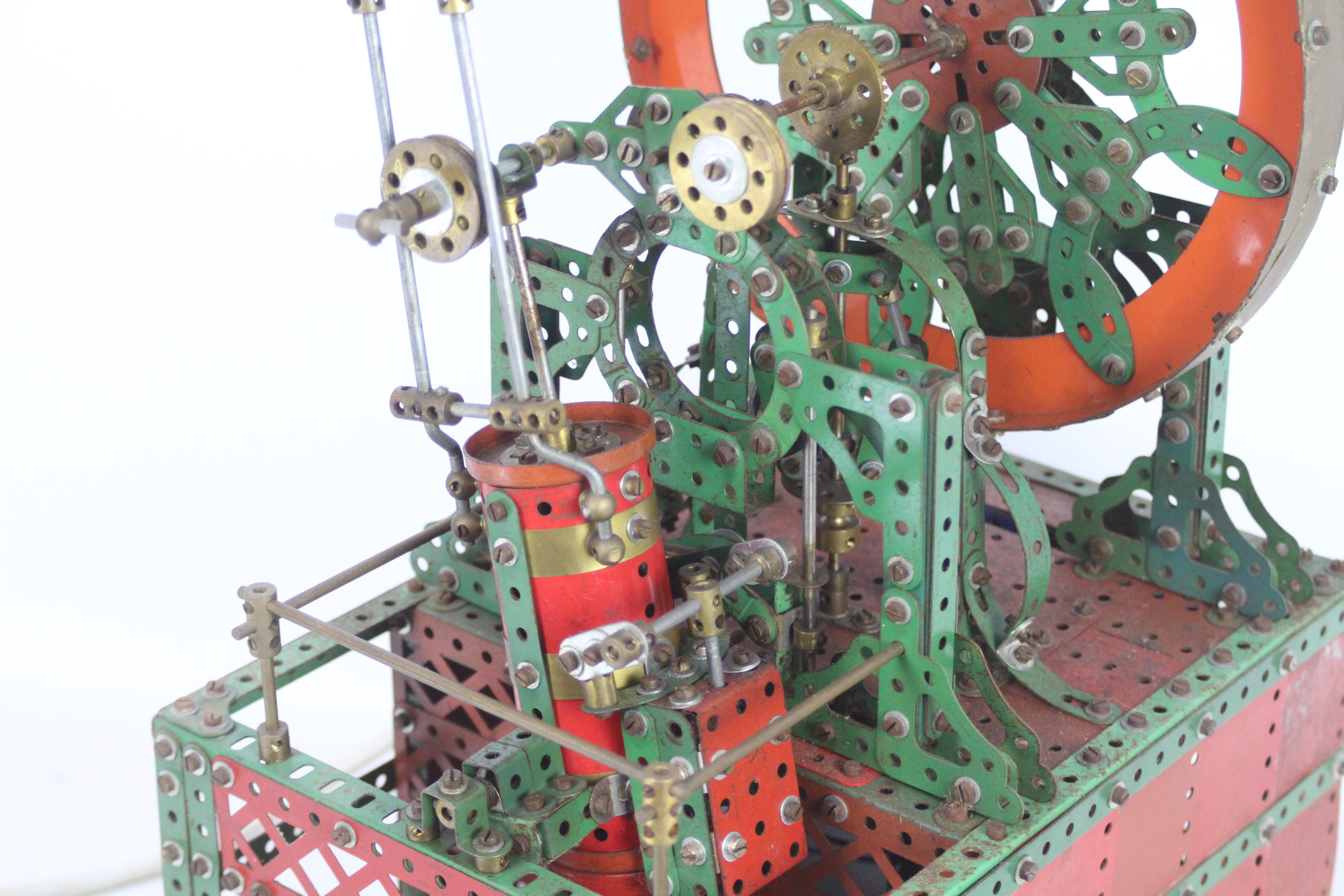 Meccano - A vintage red and green Meccano shop display model of a Decorative Wheel. - Image 3 of 8