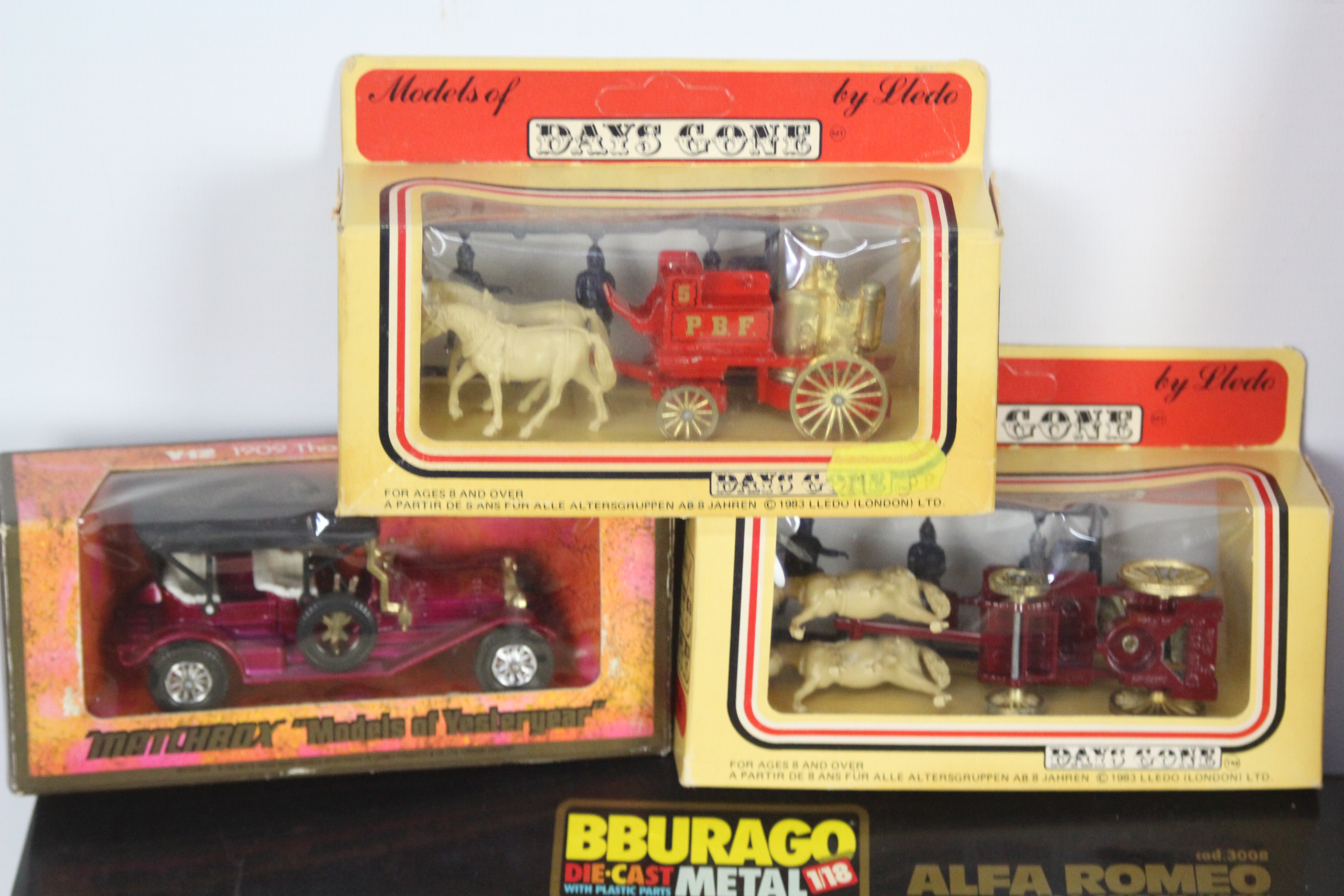 Matchbox - Bburago - Mattel - 5 x boxed vehicle models and 2 x boxed Barbie dolls including 1932 - Image 2 of 4