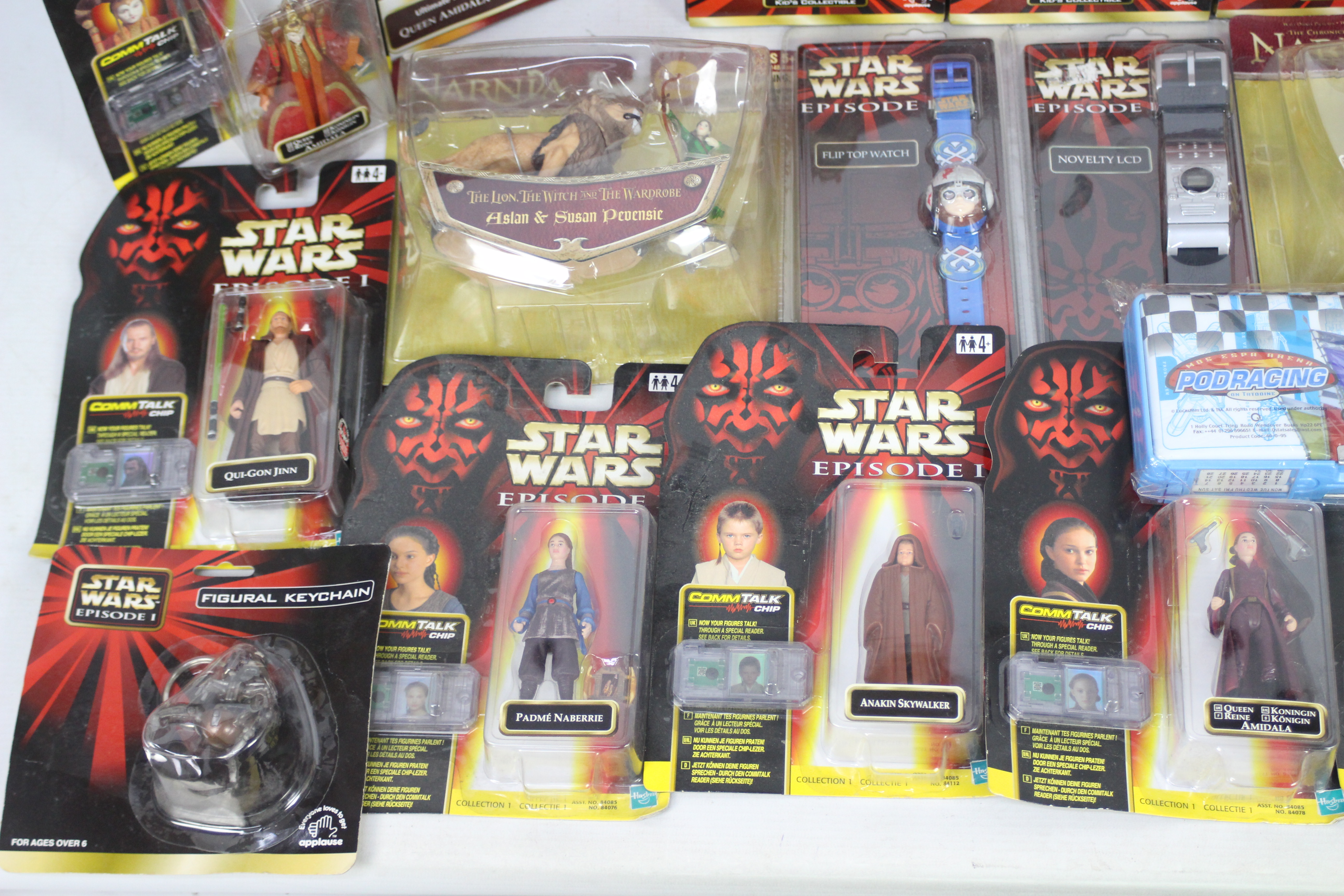 A collection of Star Wars Episode 1 boxed action figures to include - Darth Maul, official watches, - Bild 5 aus 5