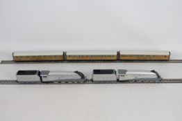 Hornby - 2 x unboxed OO Gauge Class A4 4-6-2 steam locos Silver Link 2509 and Silver Fox 2512 and a