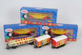 Hornby - Three boxed Hornby OO gauge 'Thomas the Tank Engine & Friends' items of 'Circus' rolling