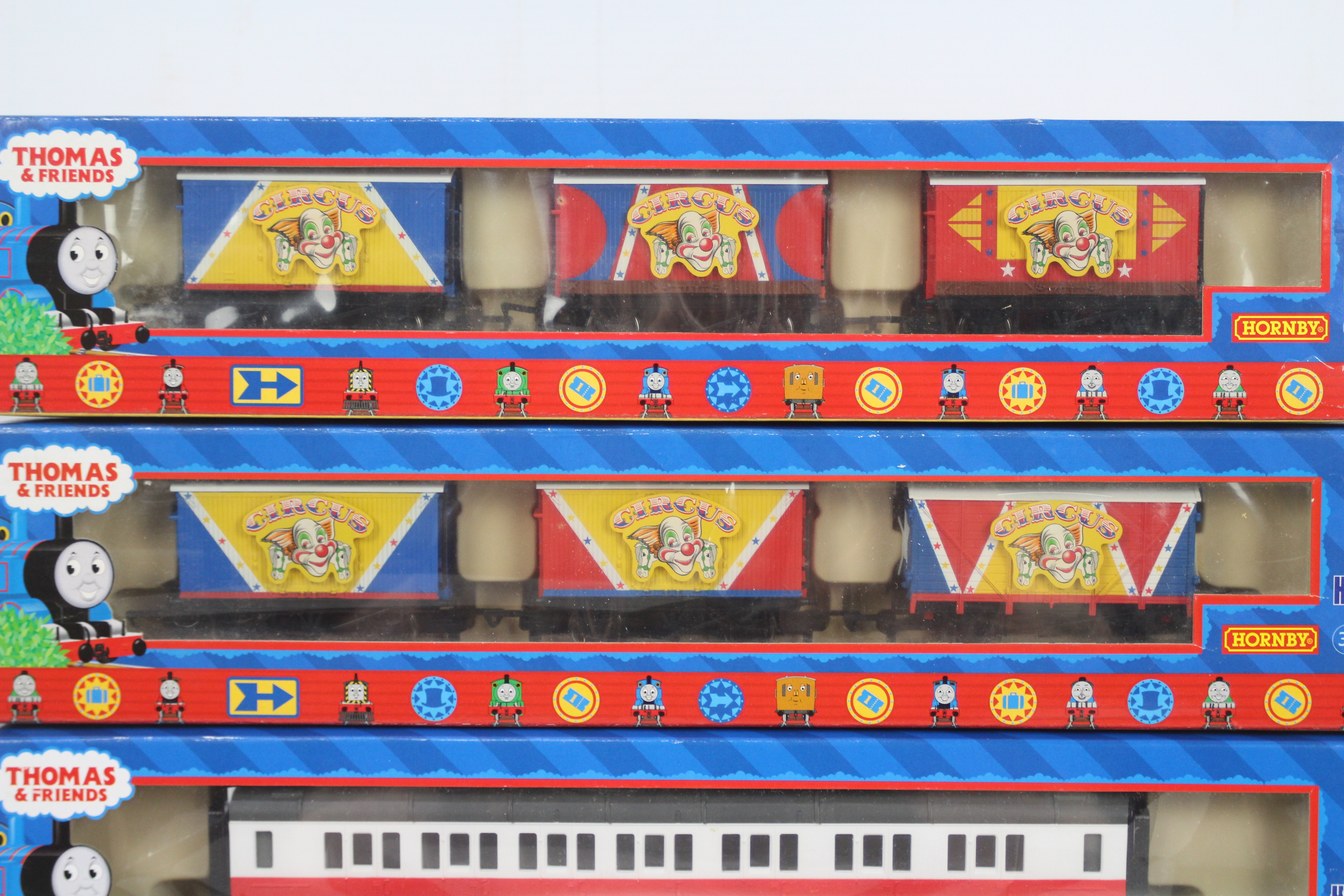 Hornby - Four boxed Hornby OO gauge 'Thomas the Tank Engine & Friends' items of 'Circus' rolling - Image 3 of 3