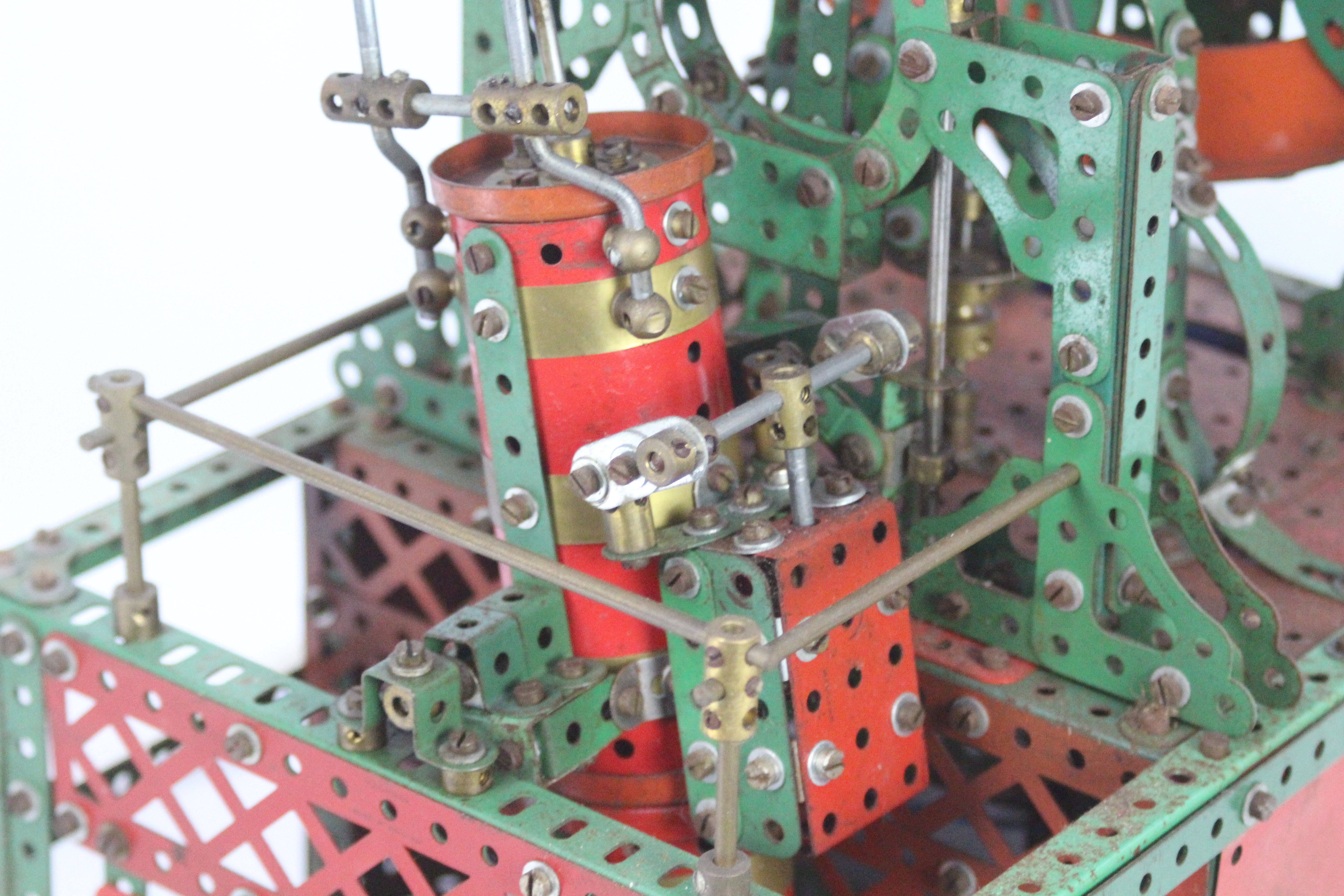 Meccano - A vintage red and green Meccano shop display model of a Decorative Wheel. - Image 5 of 8