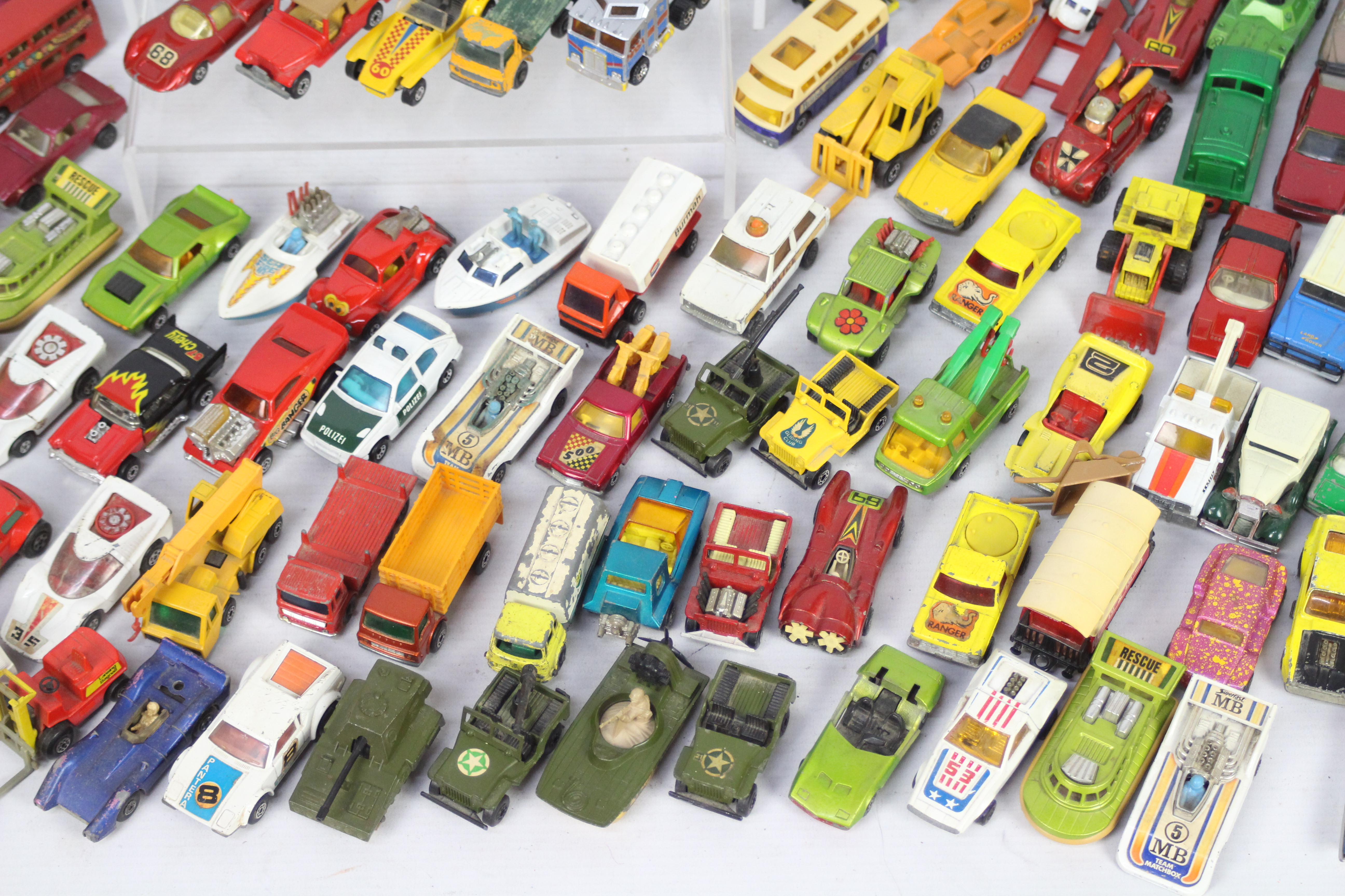 Matchbox - A collection of approximately 130 unboxed models including Ford Capri # 54, - Image 4 of 5