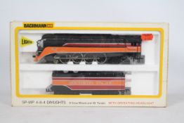 Bachmann - A boxed HO scale Southern Pacific 4-8-4 Daylight steam loco operating number 4454.