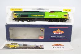 Bachmann - A OO gauge Class 66 Diesel loco in Freightliner Shanks livery operating number 66522 #