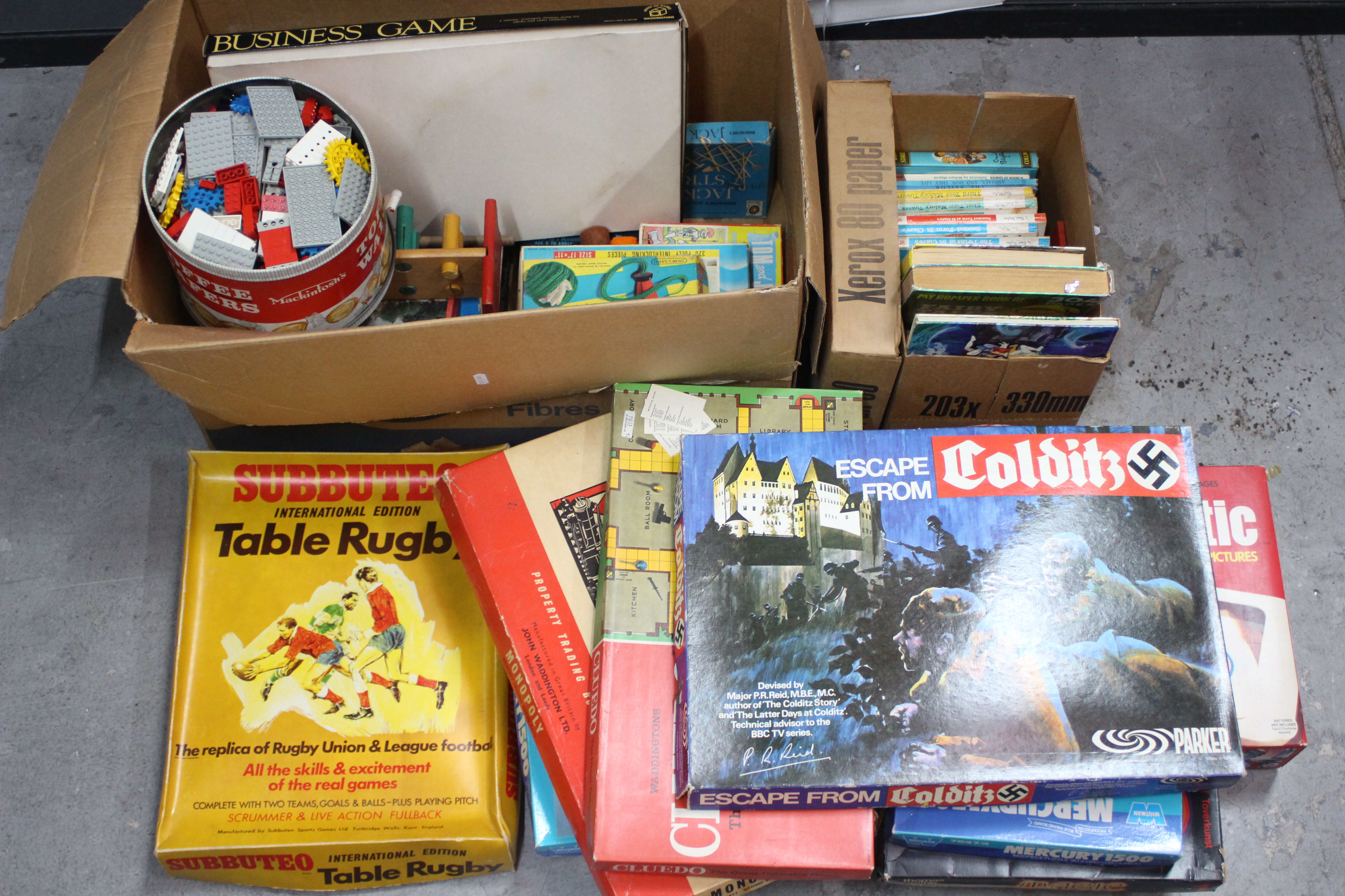 Subbuteo, Parker, Waddingtons, Lego, Other - A collection of vintage children's games, puzzles,