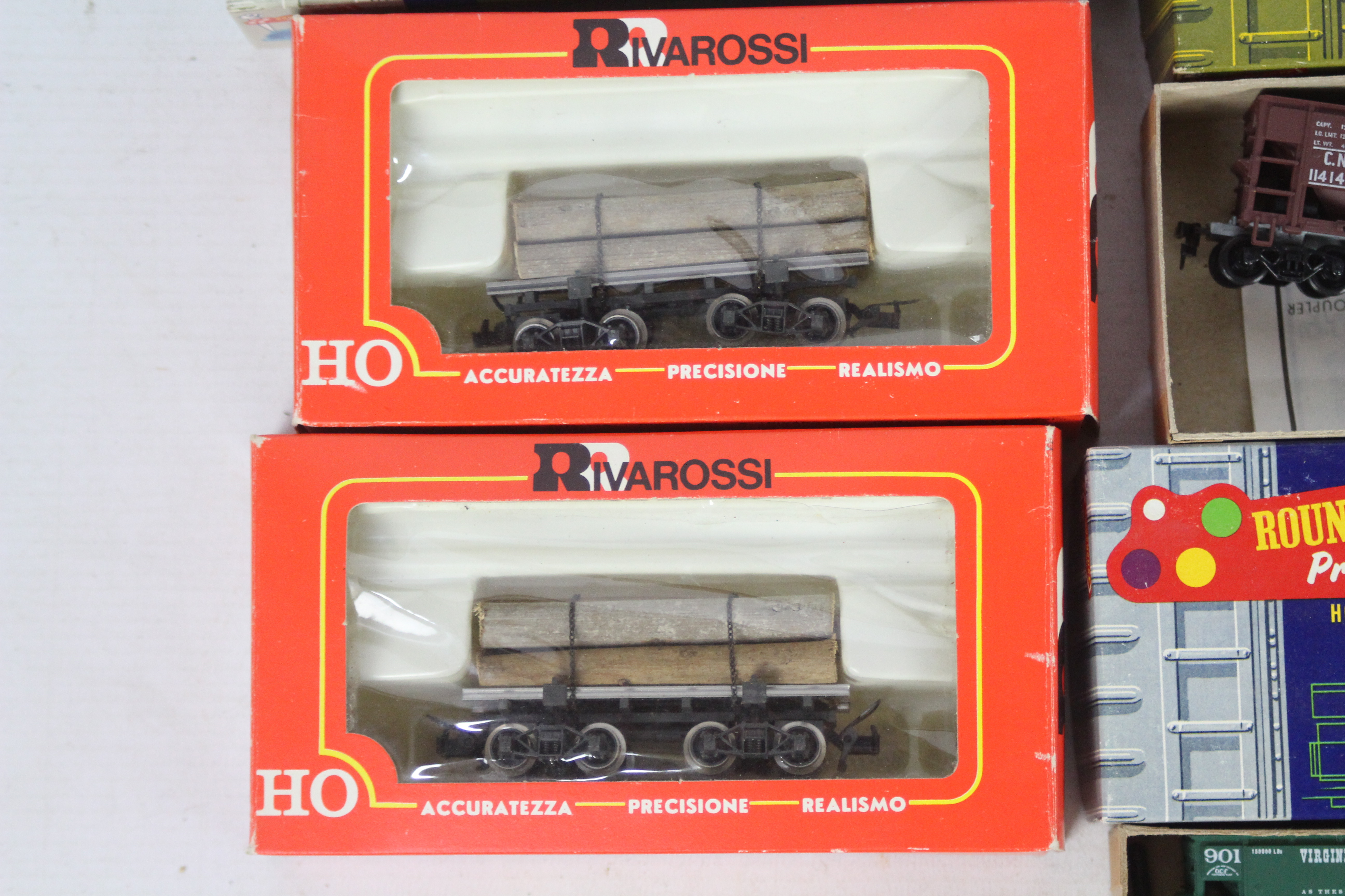 Roundhouse - Rivarossi - 12 x HO Scale wagons including 10 x Ore Cars in various liveries # 1422 - Image 4 of 4