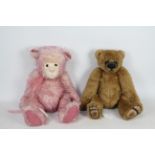 Beary Tales - Lot includes a pink-coloured Beary Tales bear by Lynn Smith with glass eyes,