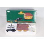 Corgi - Heavy Haulers - A limited edition 1::50 scale Diamond T989 with House load # US55109.