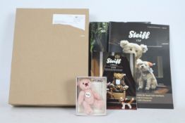 Steiff - A boxed miniature mohair #421273 'Annual Club Gift 2013' bear - The pink bear has plastic