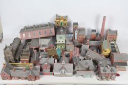 Hornby - Metcalfe - A collection of 30 mostly card buildings in OO scale for trackside layouts