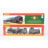 Hornby - a super detail 00 gauge model 4-6-2 steam locomotive with tender,