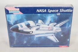 Monogram - A boxed Nasa Space Shuttle model kit - A 1:72 scale #5904 model kit which comes in a