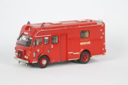 Fire Brigade Models - A built kit model Dennis F108 Fire Rescue Tender in 1:48 scale in London Fire