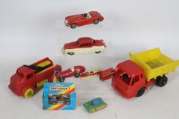 Matchbox - Tri-ang - Ingap - Agrespoly - A collection of 9 vehicles including a boxed Ford Mustang