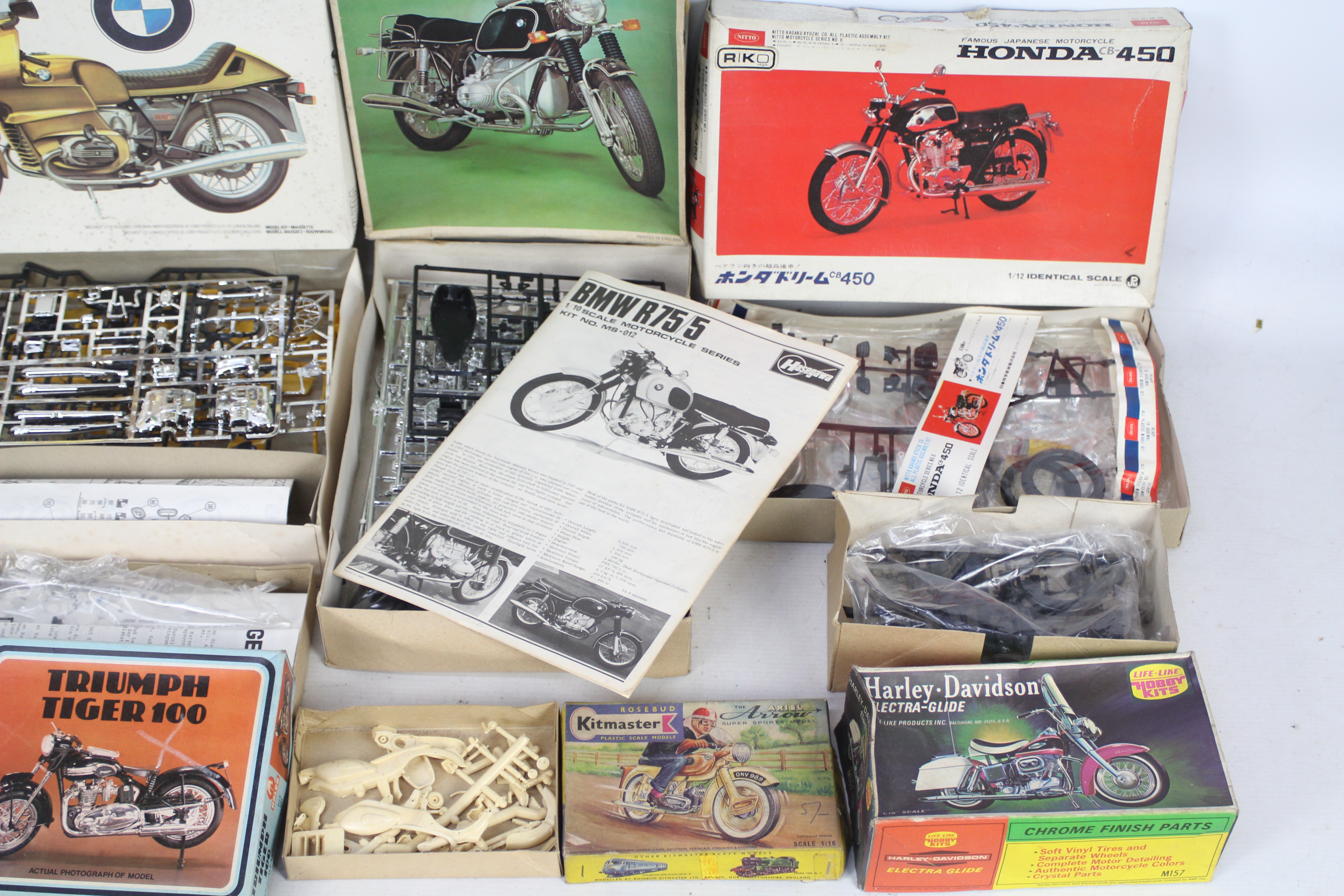 Hasegawa - Hales - Nitto - Matchbox - Life Line - 6 boxed motorcycle model kits including Ariel - Bild 3 aus 4