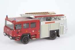Fire Brigade Models - A built kit model Shelvoke SPV Fire Engine in 1:48 scale in London Fire