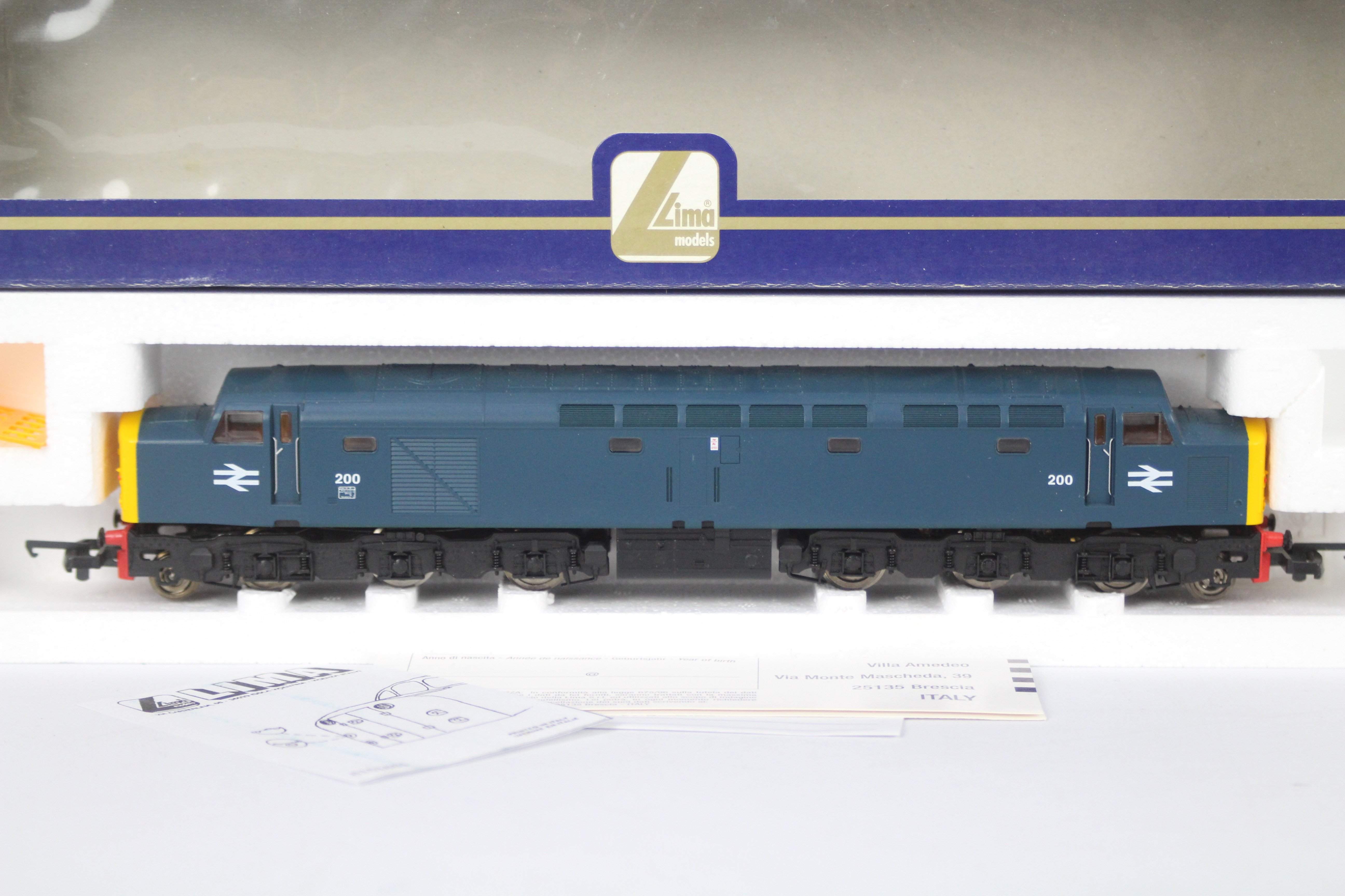 Lima - A OO Gauge Class 40 Diesel loco in British Rail blue livery operating number 200. # L204939. - Bild 2 aus 2