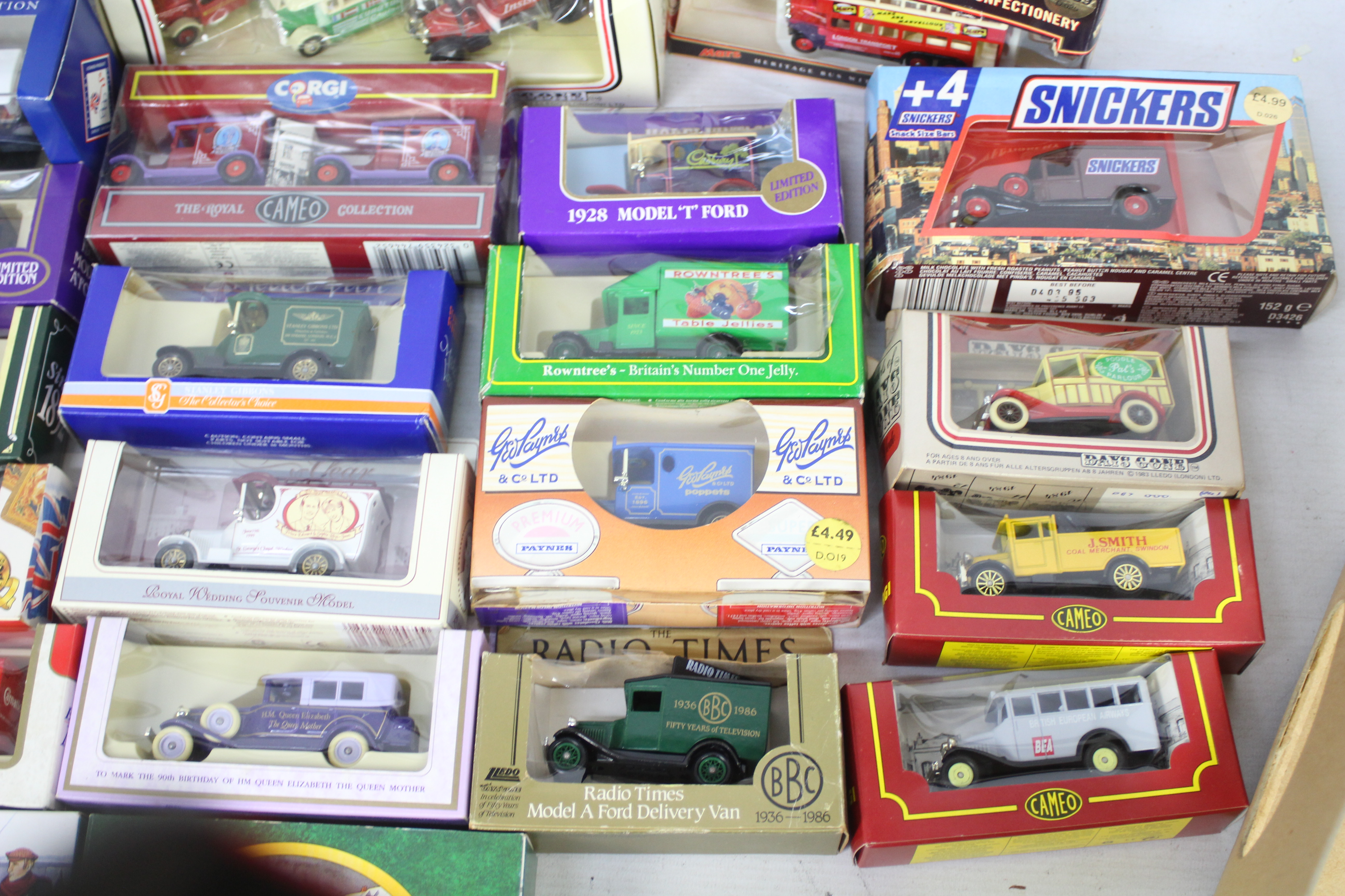 Lledo - A collection of 30 boxed die cast metal replica vans and delivery vehicles and 3 box sets - Image 4 of 4