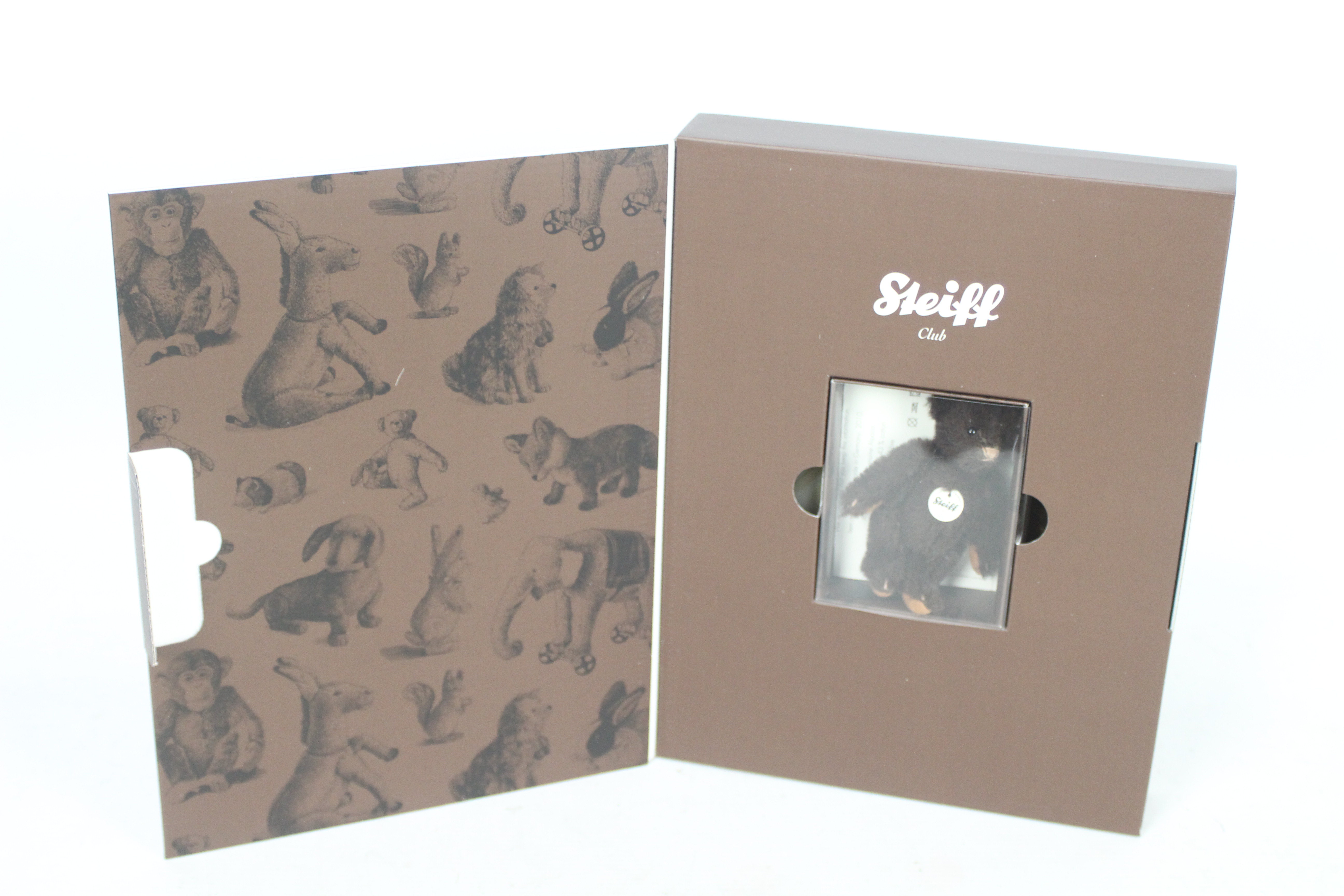 Steiff - A boxed miniature alpaca 'Annual Gift 2011' bear - The brown bear has plastic eyes, - Bild 6 aus 6