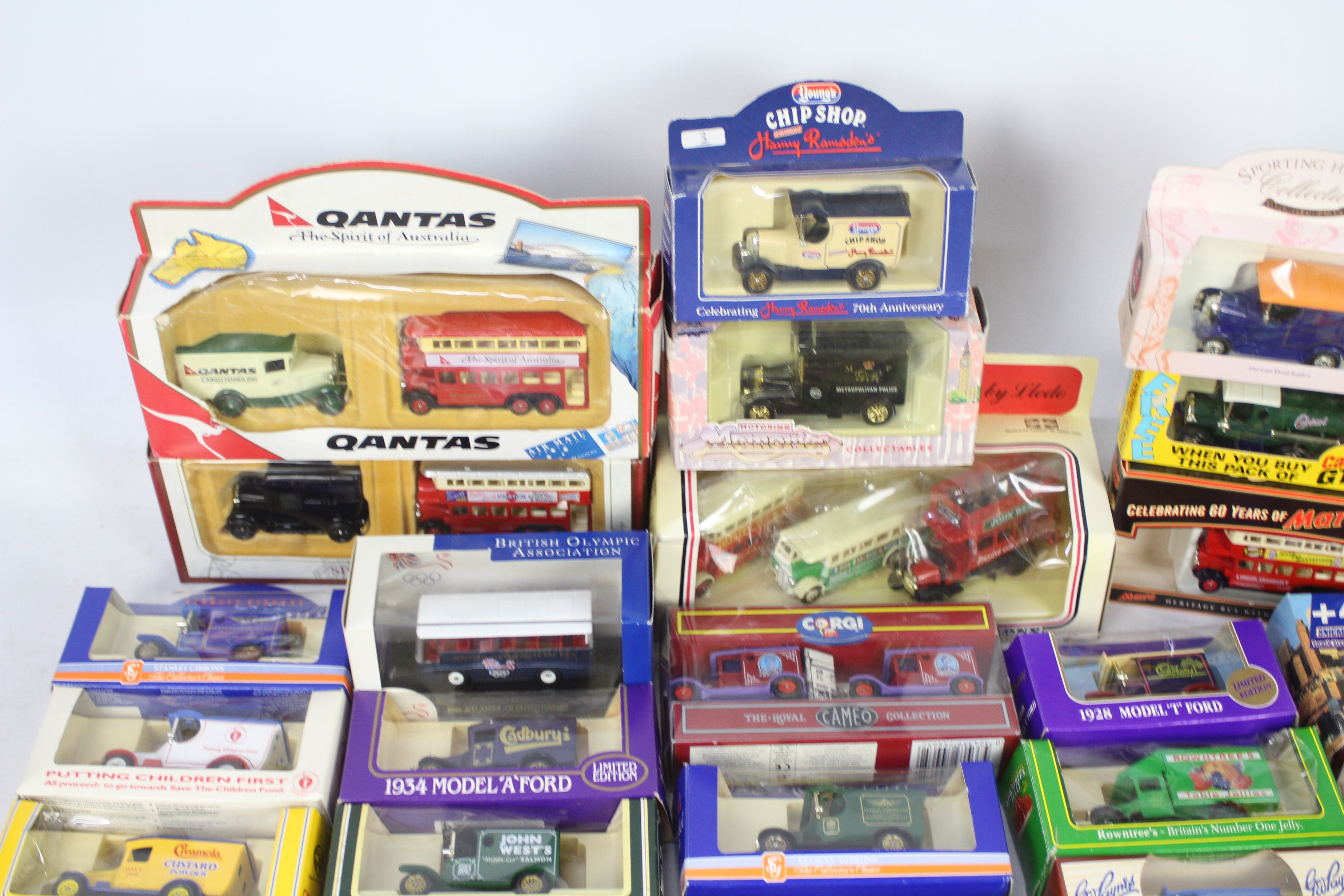 Lledo - A collection of 30 boxed die cast metal replica vans and delivery vehicles and 3 box sets - Image 2 of 4