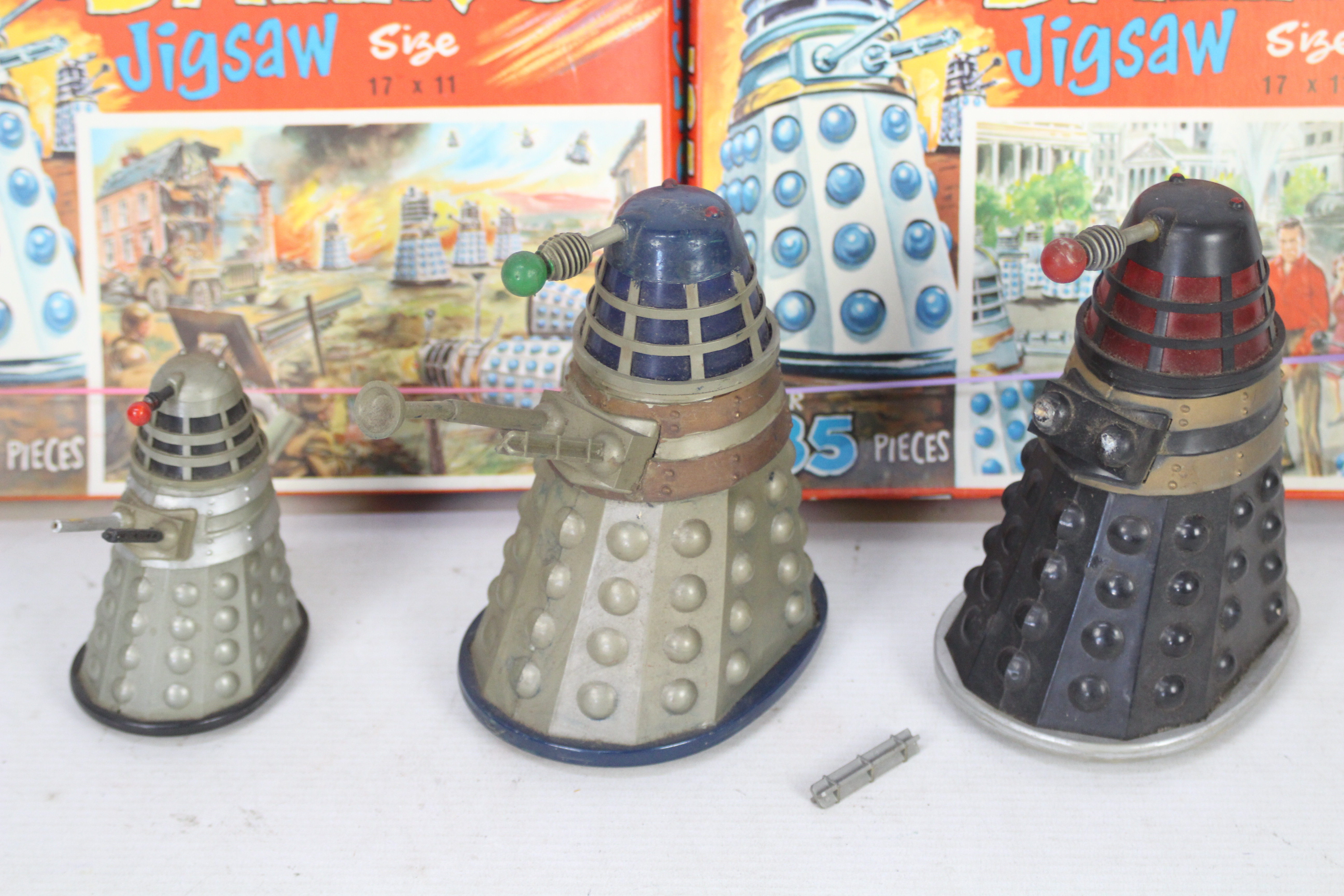 Marx - BBC TV - A collection of 3 Marx Dalek's and 2 Jigsaws. - Image 2 of 8