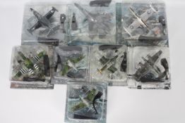 Amercom - 8 x blister-packed die-cast model aeroplanes - Lot includes a 1:72 scale 1944