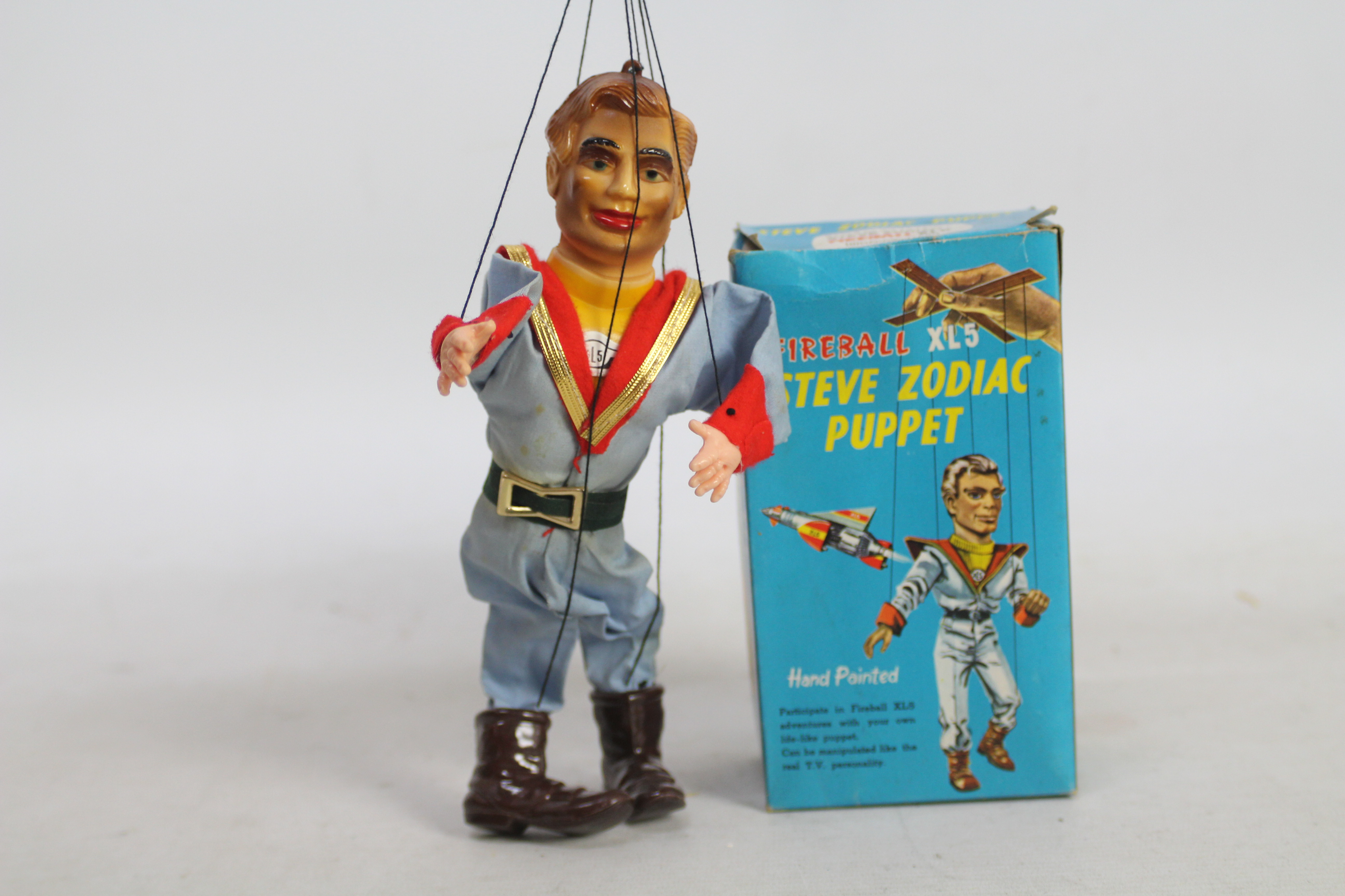 Fireball XL5 - A boxed 1960s Steve Zodiac Puppet. - Bild 2 aus 4