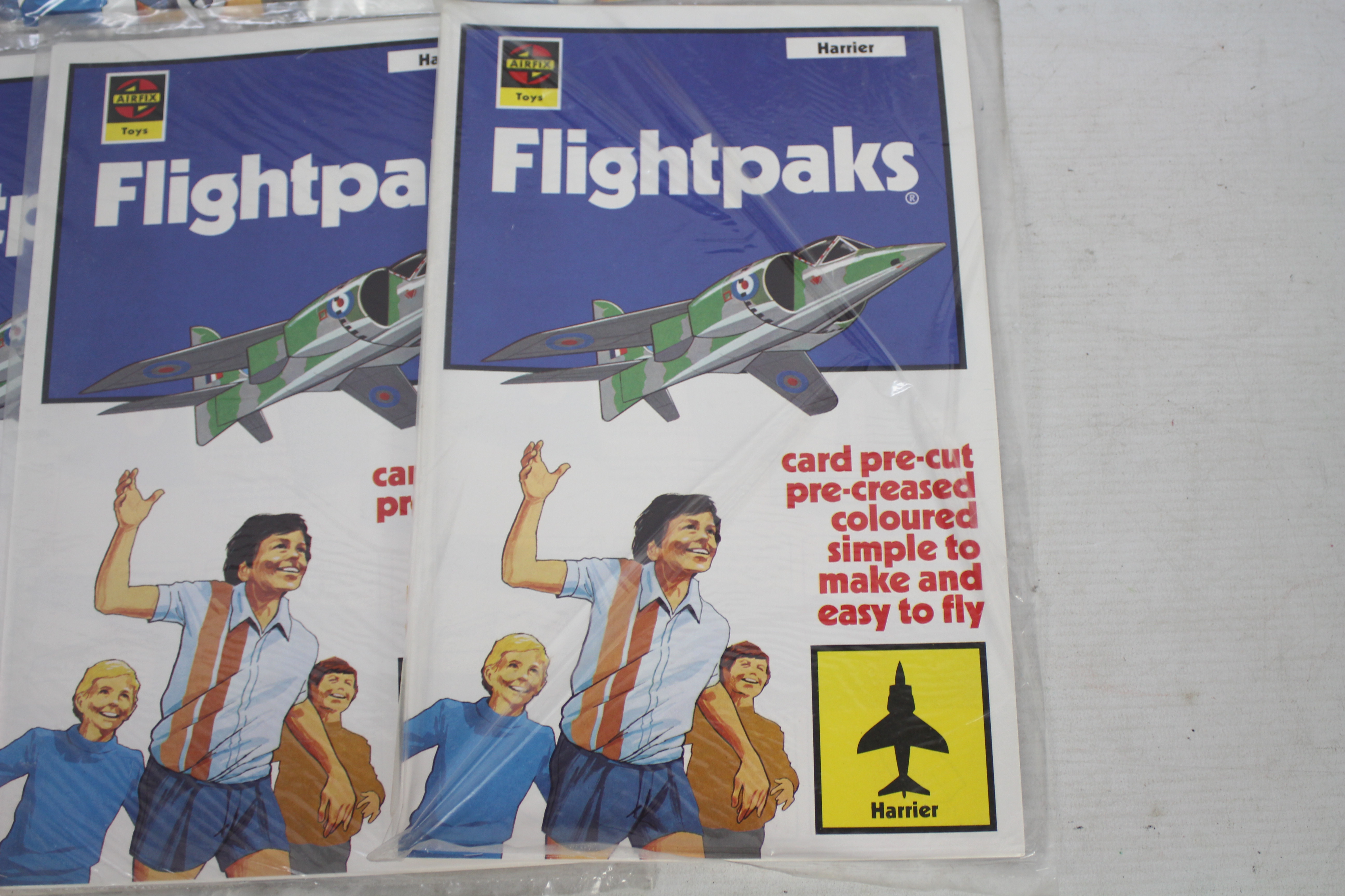 Airfix - 15 unopened 1970s Airfix Flightpaks pre cut card model kits, 5 Concorde, - Bild 2 aus 3