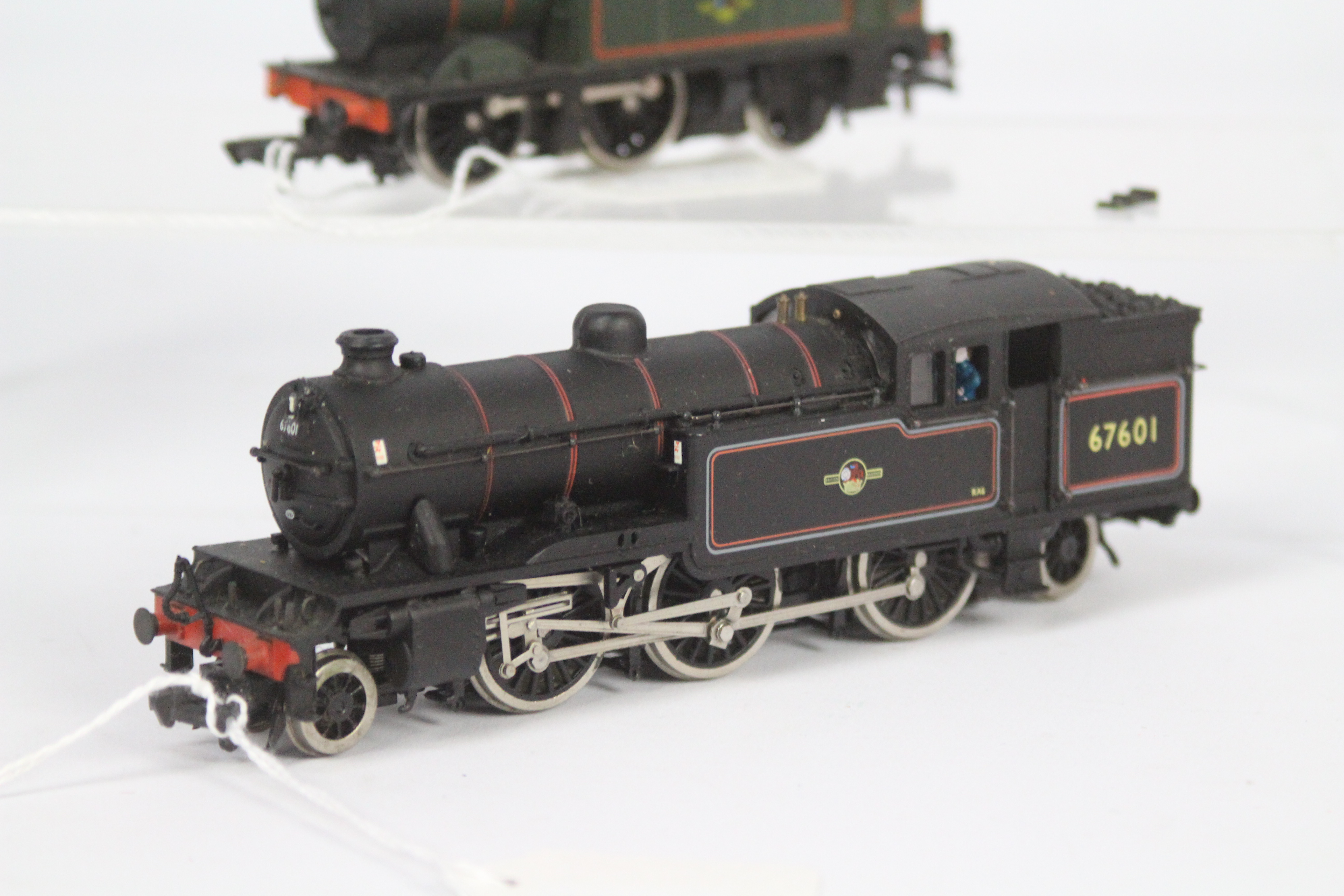 Bachmann and Dapol - two OO gauge model tank locomotives comprising Bachmann 2-6-2T op no 67601, - Image 4 of 5