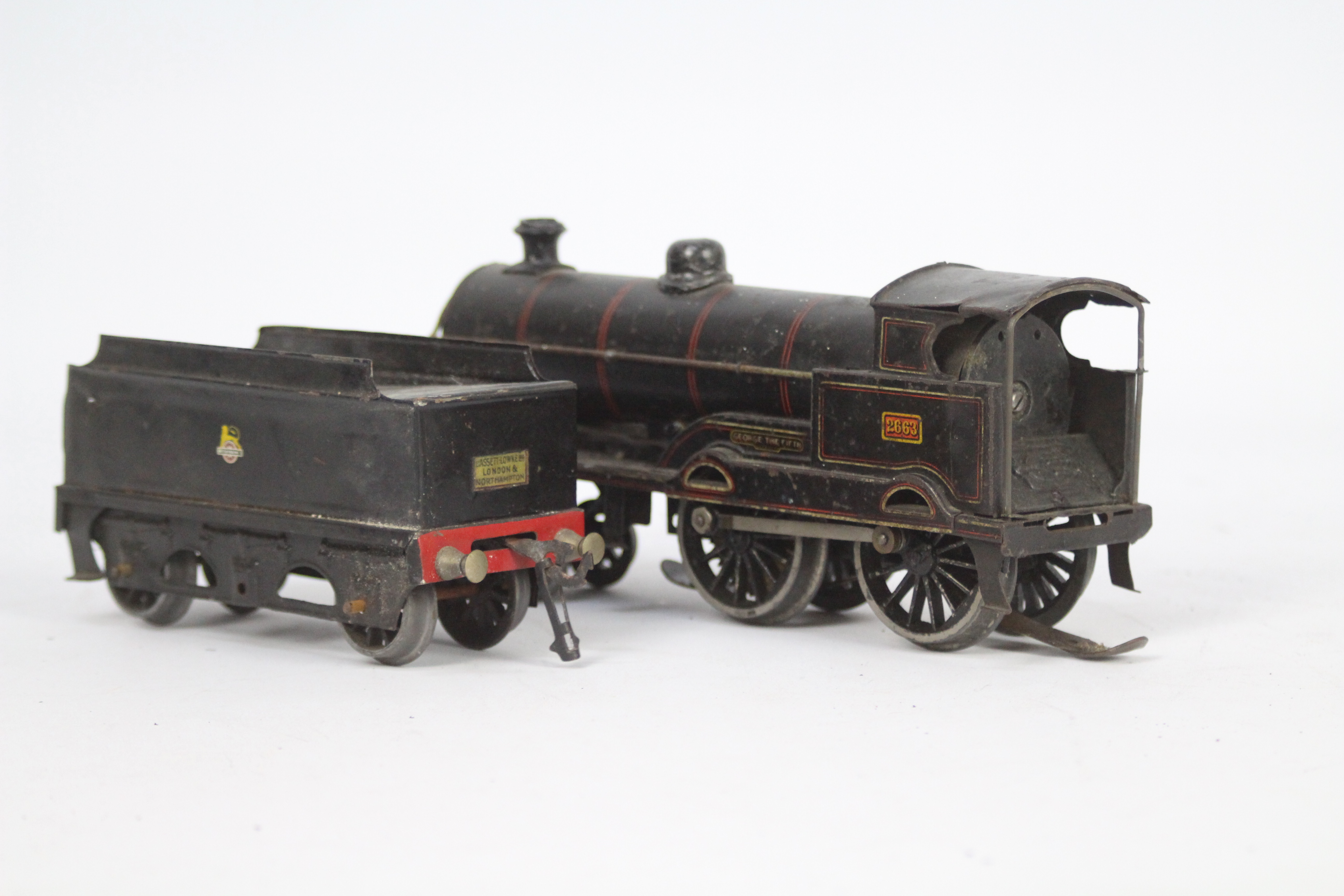 Bing - Bassett Lowke - An electric O gauge 4-4-0 loco named George The Fifth for spares or - Image 5 of 5
