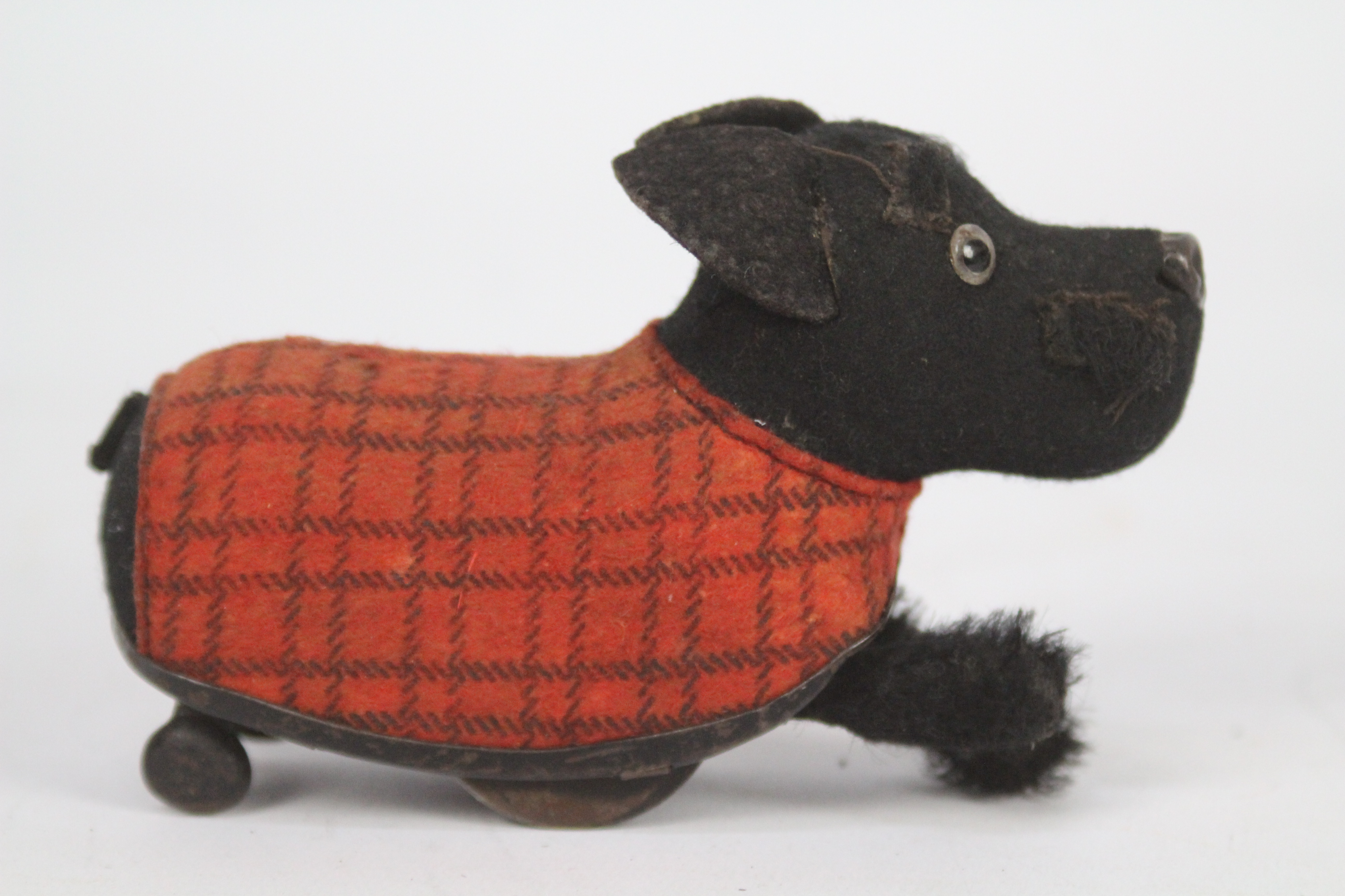 Schuco - A vintage Schuco clockwork dog with plaid coat. - Image 2 of 5