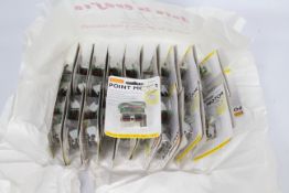 Hornby - A lot of 40 x unopened carded Point Motors # R8014. They all appear still as new.