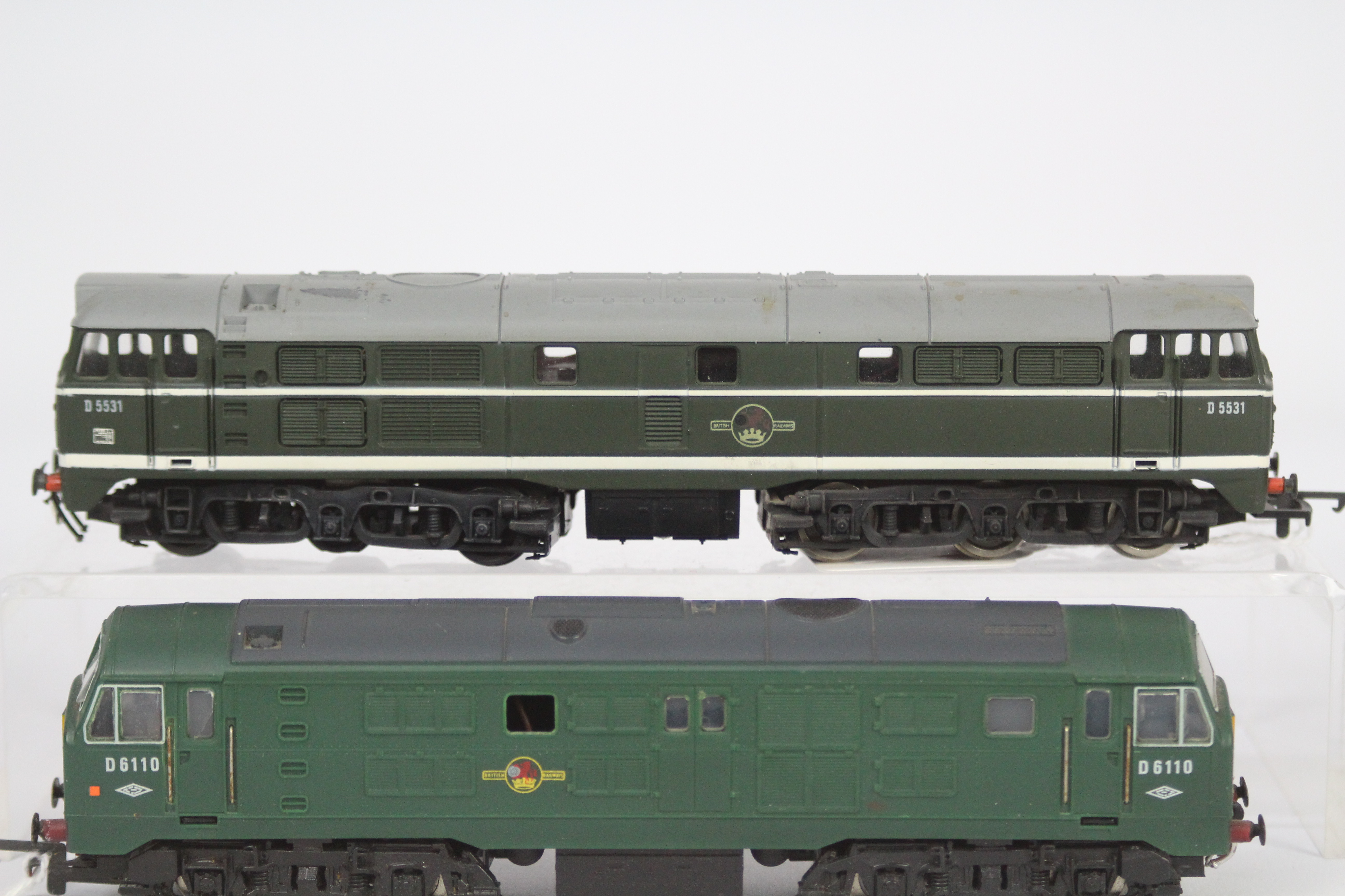 Hornby and Airfix - two OO gauge diesel electric locomotives comprising Hornby class 29, - Image 3 of 3