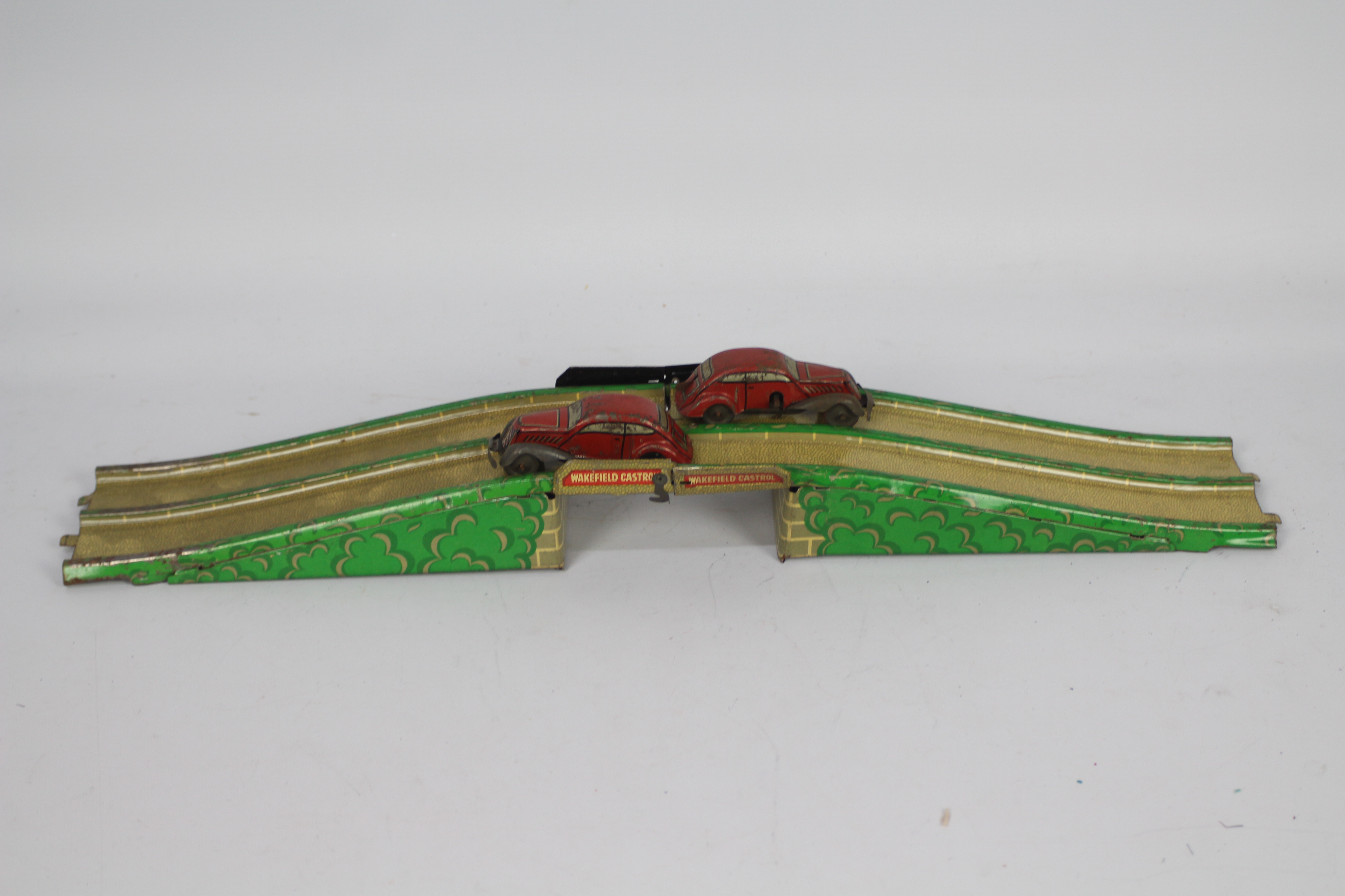 Marx - A tinplate Marx Streamline Speedway set with 2 x cars. - Image 3 of 4