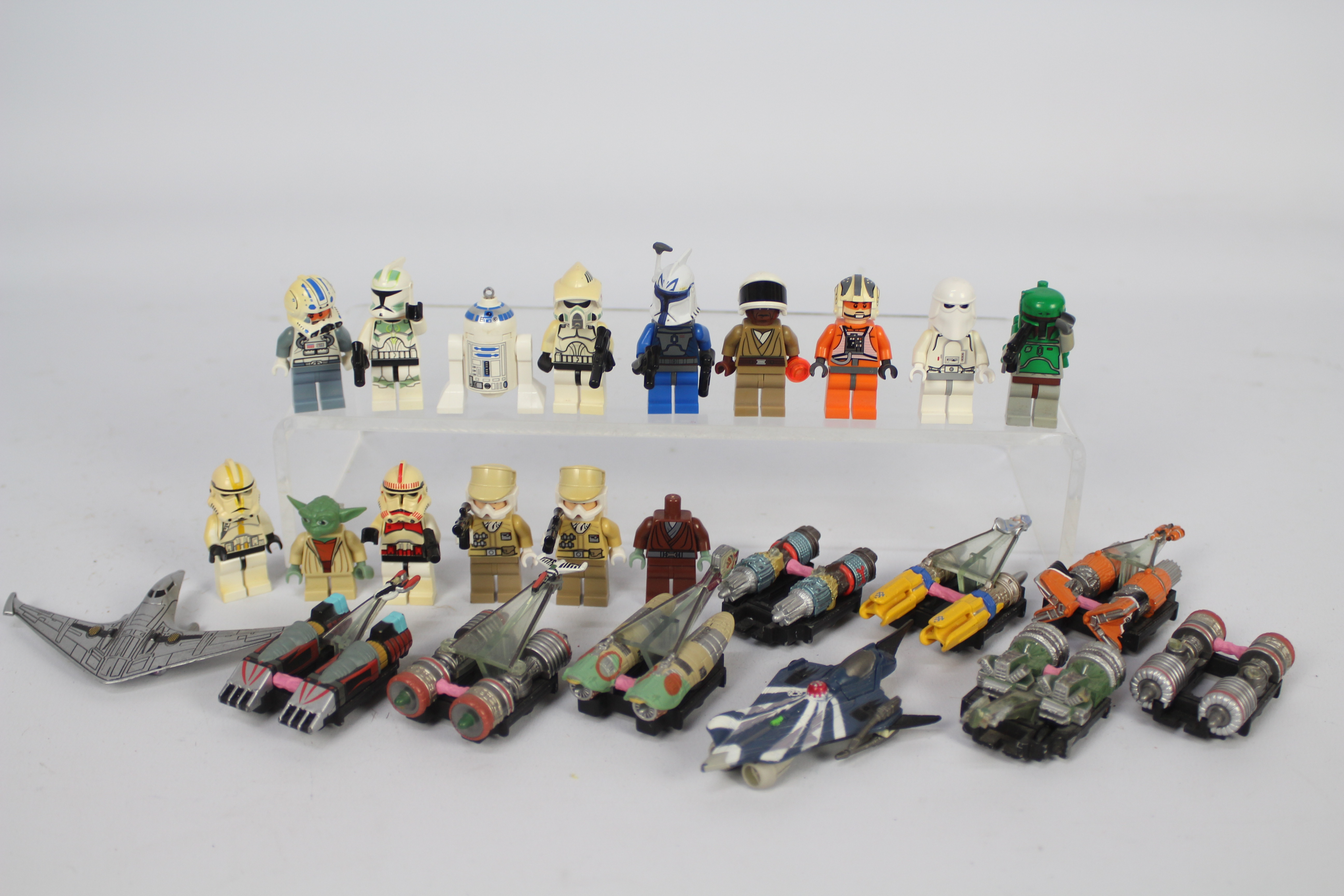 Lego - Star Wars - LFL - A collection of 14 x loose Star Wars Lego figures plus one extra body with