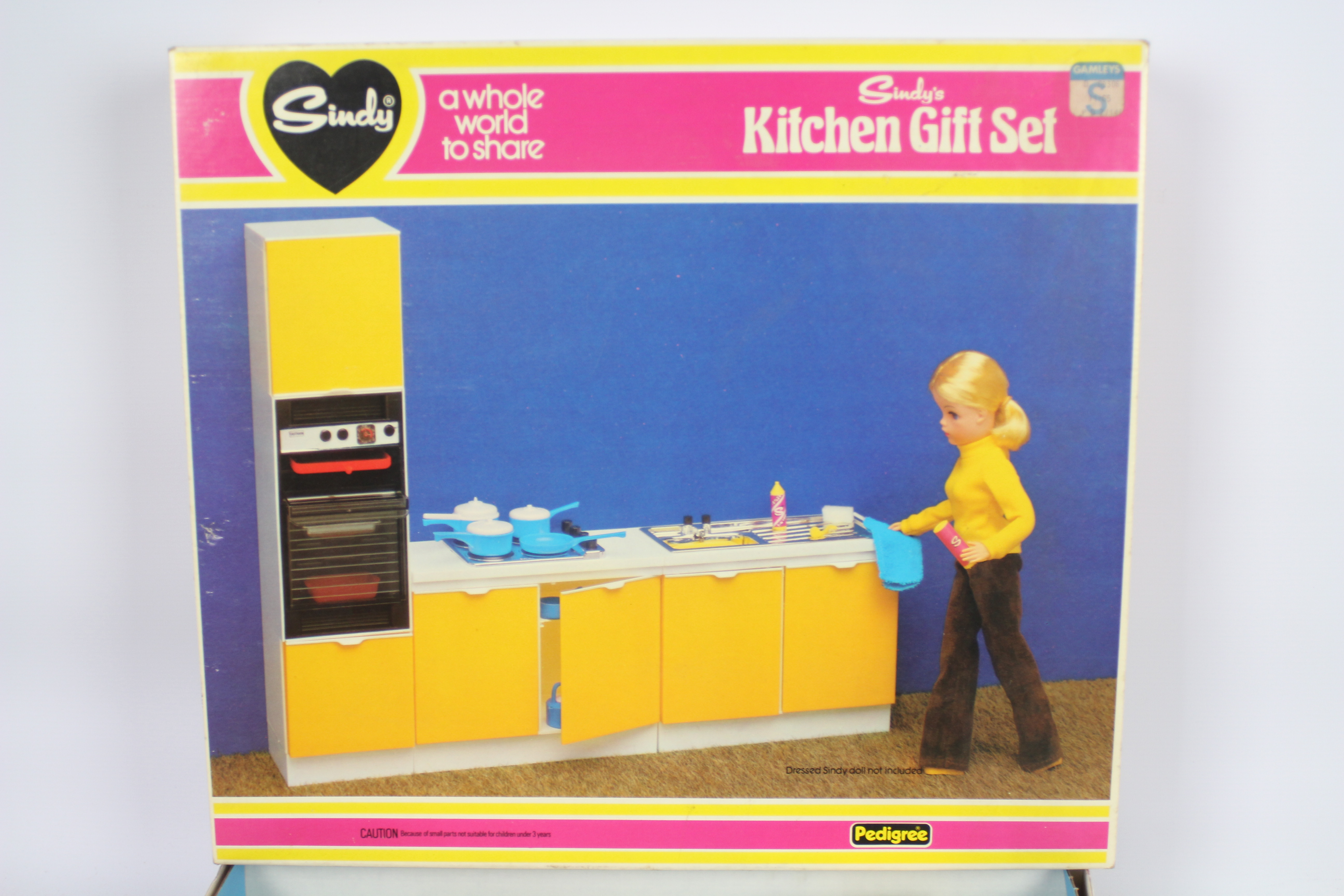 Pedigree - Sindy - A boxed Sindy's Kitchen Gift Set # 44587. - Image 3 of 3