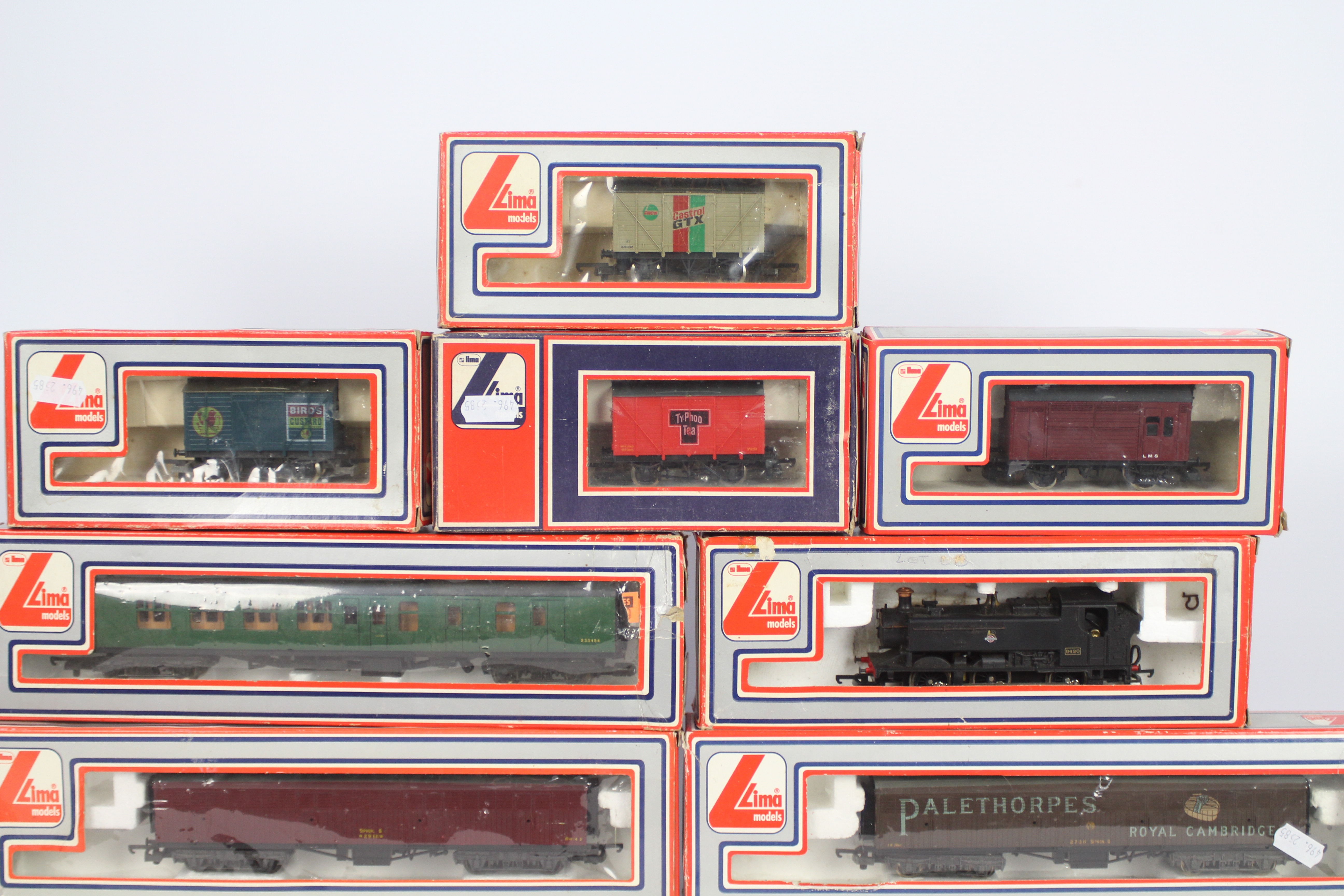 Lima - 5 x boxed carriages, 4 x boxed wagons, - Image 4 of 5