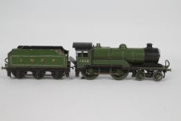 The Leeds Model Co Ltd - A rare 3 rail electric O gauge 4-4-0 loco number 2690 in LNER green livery