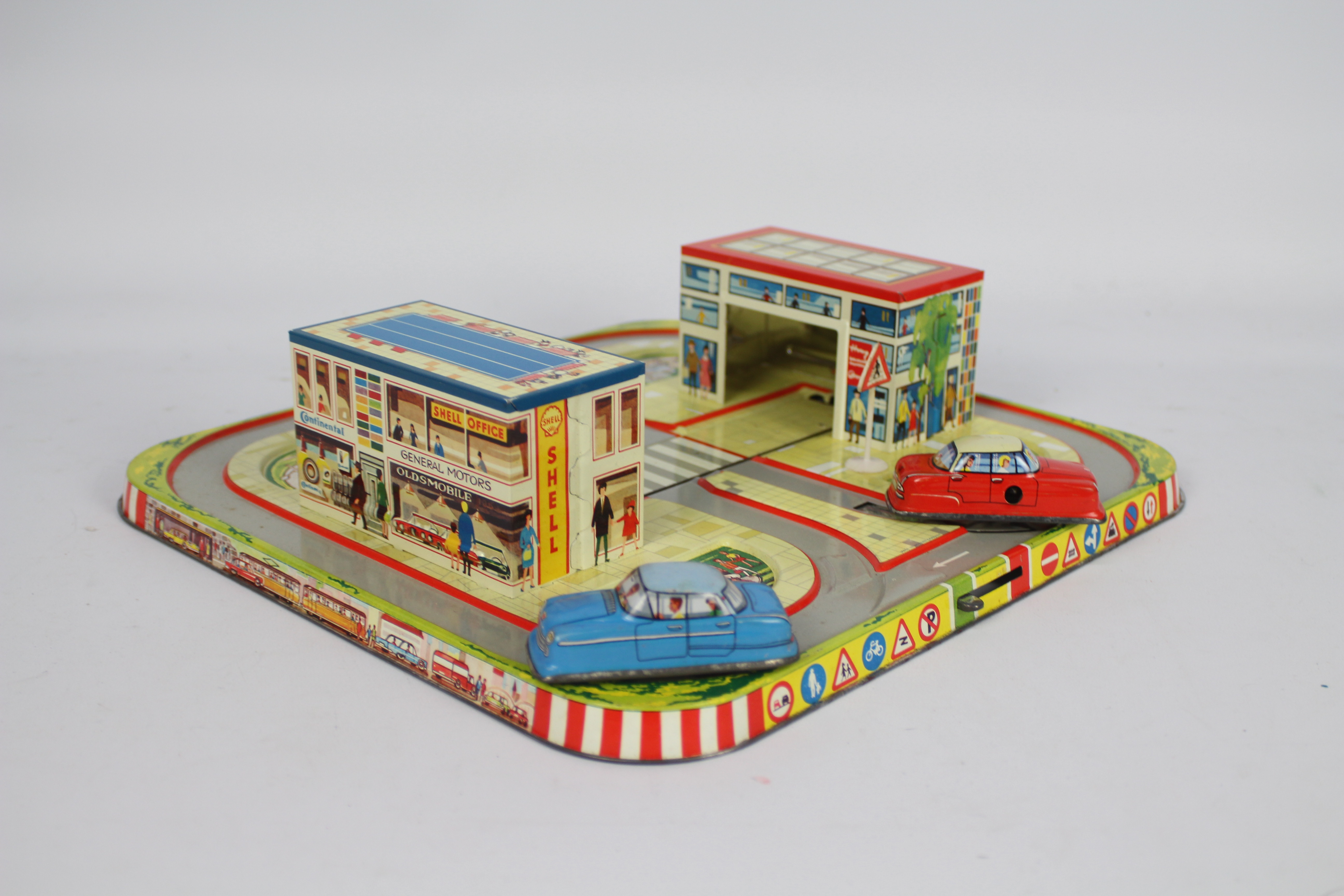 Technofix - A boxed tinplate Zebra Crossing set # 310 with clockwork Mercedes and Opel cars on a - Image 2 of 4