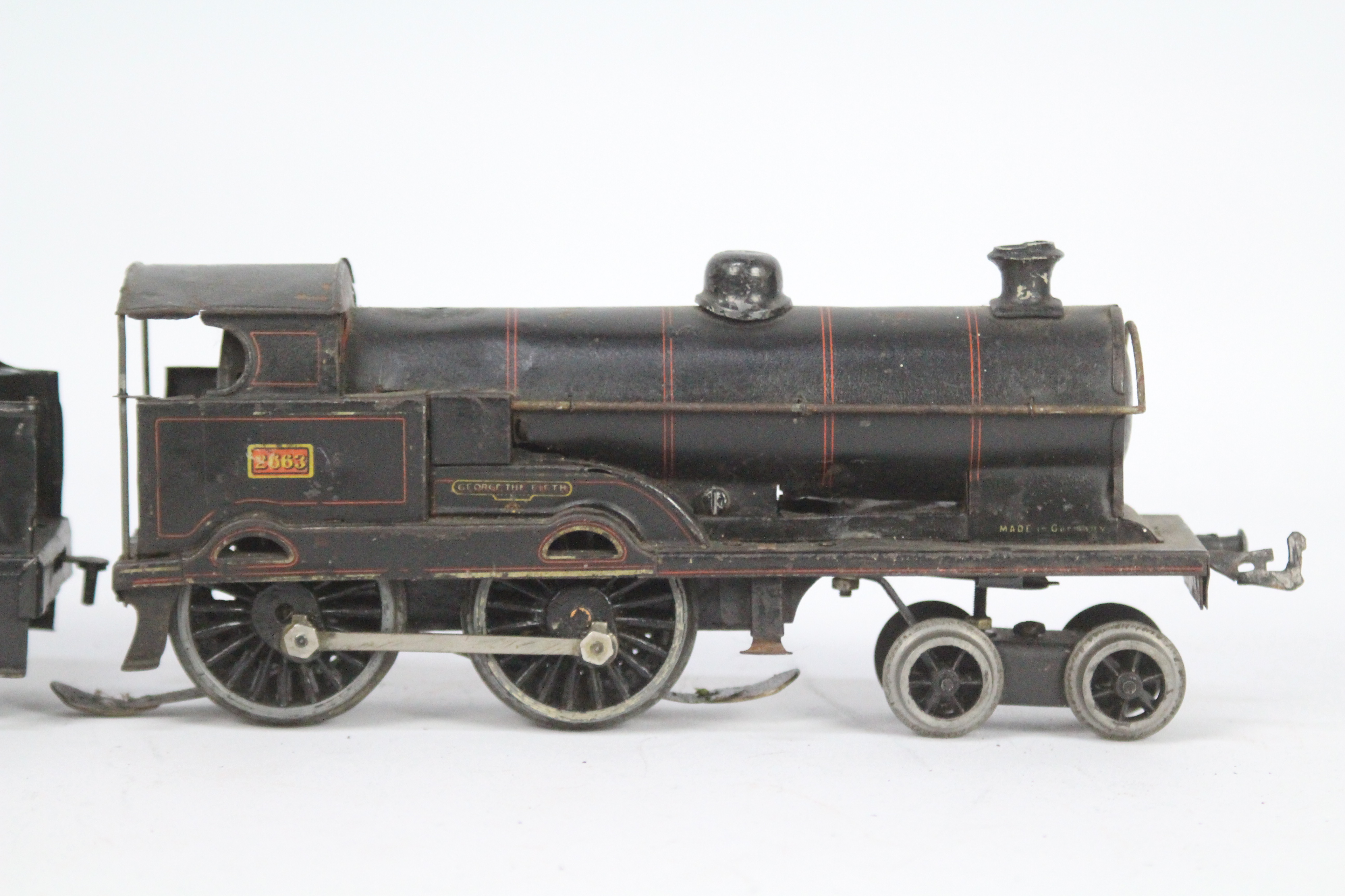 Bing - Bassett Lowke - An electric O gauge 4-4-0 loco named George The Fifth for spares or - Image 2 of 5