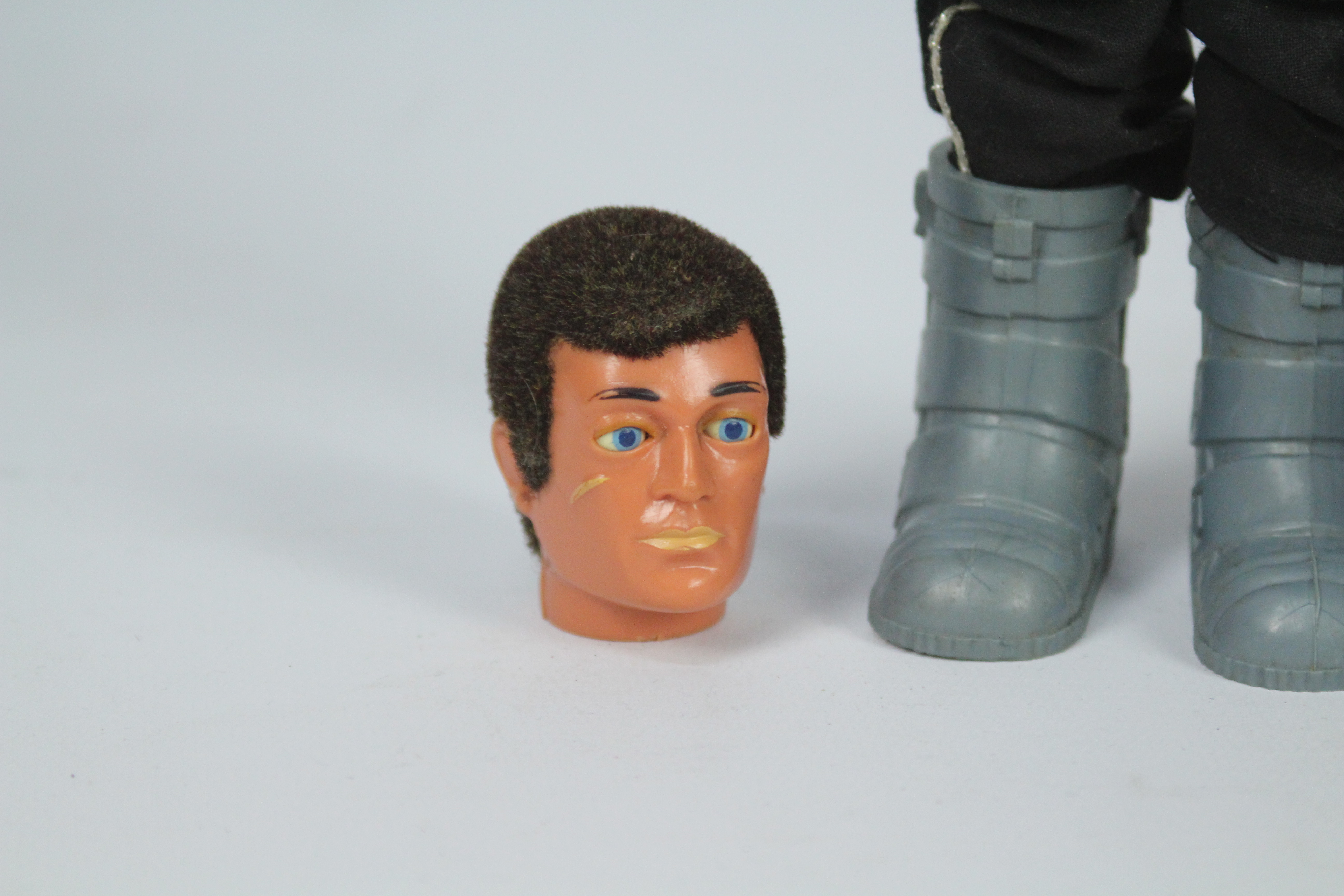 Palitoy, Action Man - A Palitoy Eagle-Eye Action Man figure in Zargonite Space Pirate outfit. - Image 4 of 9