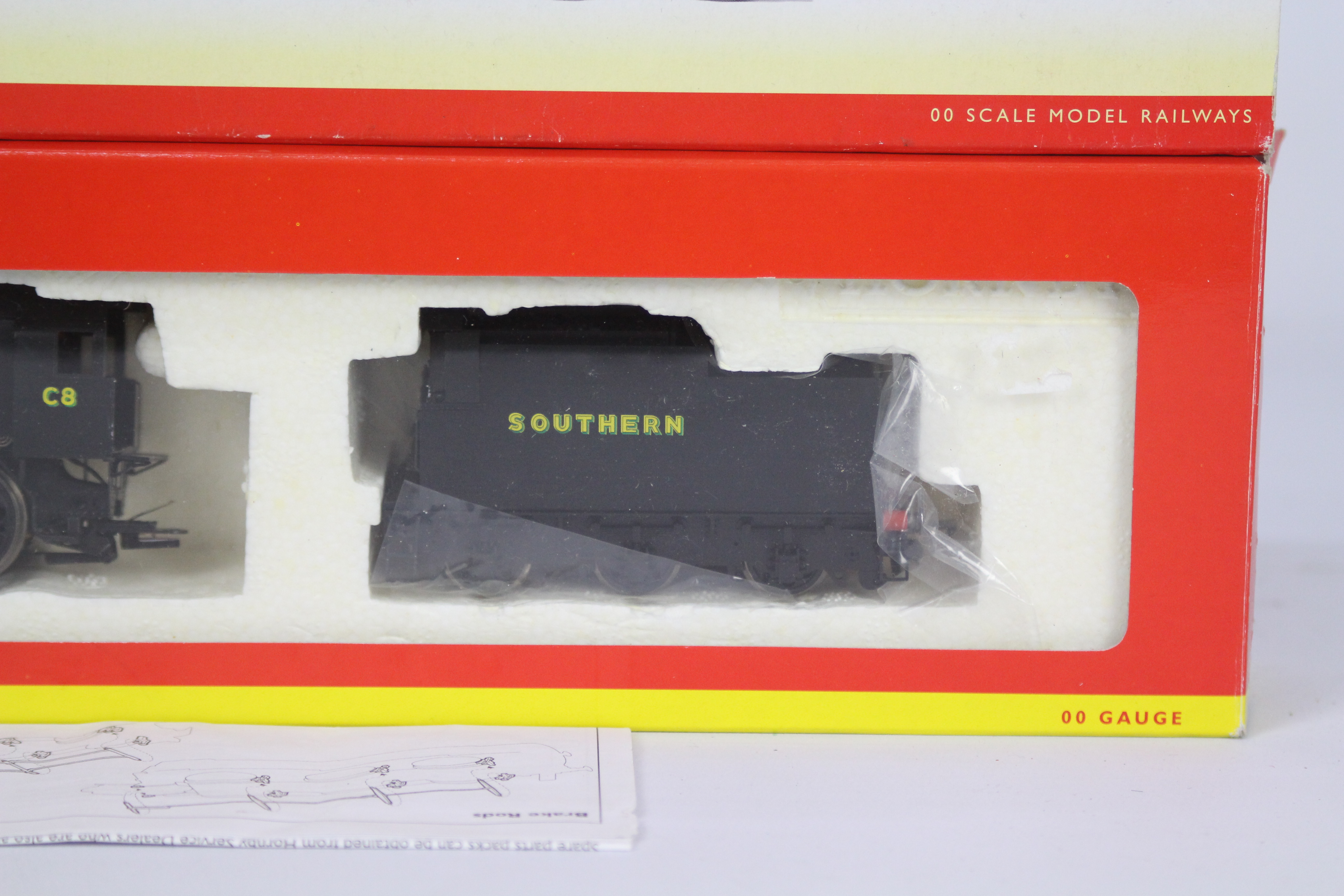 Hornby - A boxed Hornby OO gauge train - The #R2343 / SR 0-6-0 Class QI 'CB' train appears in - Image 3 of 3