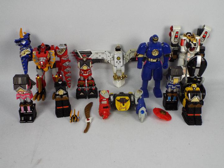 Bandai - Power Rangers - A collection of figures including White Tigerzord, Megazord Ninjor,